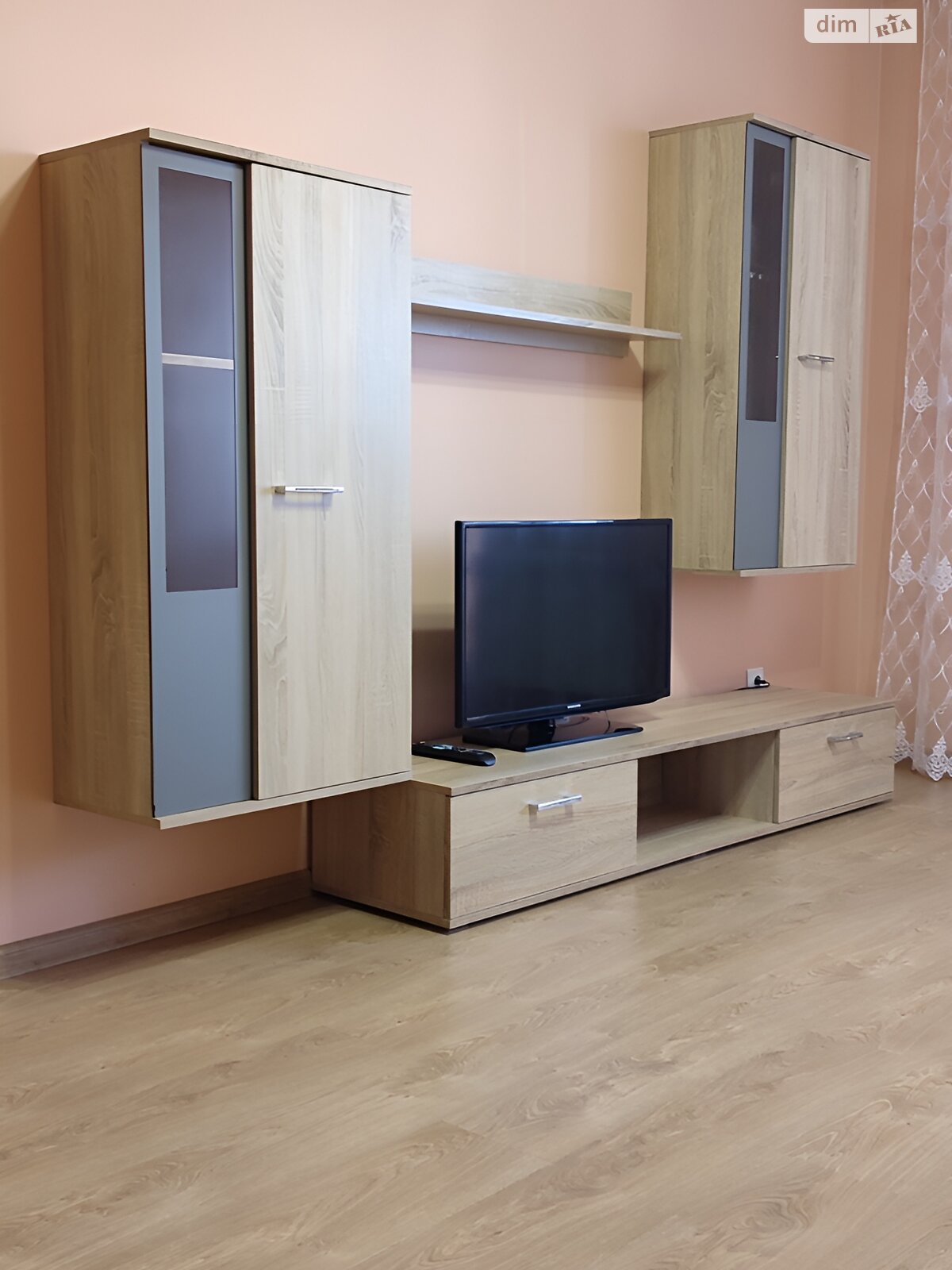однокімнатна квартира в Луцьку, район Завокзальне, на просп. Перемоги 32Б в оренду на короткий термін подобово фото 1 однокімнатна квартира в Луцьку, район Завокзальне, на просп. Перемоги 32Б в оренду на короткий термін подобово фото 1