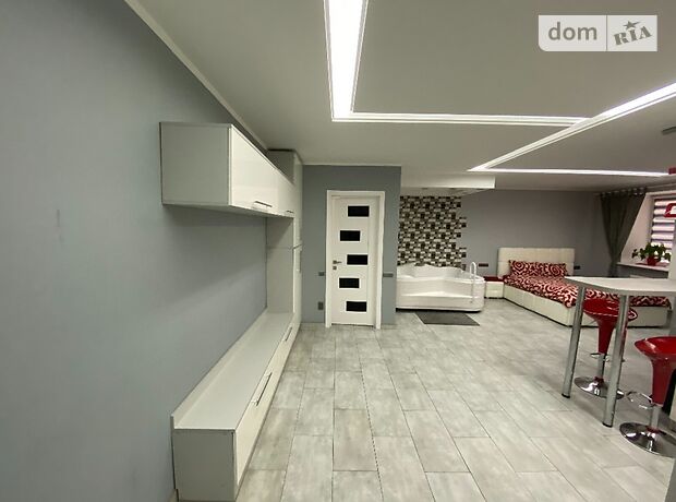 однокомнатная квартира в Львове, район Франковский, на ул. Кульпарковская 230а в аренду на короткий срок посуточно фото 1 однокомнатная квартира в Львове, район Франковский, на ул. Кульпарковская 230а в аренду на короткий срок посуточно фото 1