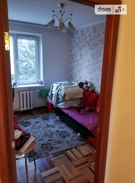 трехкомнатная квартира в Львове, район Франковский, на ул. Владимира Великого 19 в аренду на короткий срок посуточно фото 1 трехкомнатная квартира в Львове, район Франковский, на ул. Владимира Великого 19 в аренду на короткий срок посуточно фото 1