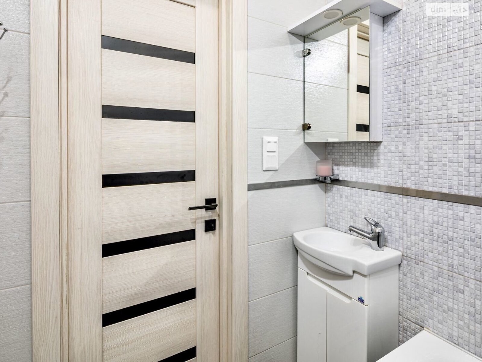 однокомнатная квартира в Львове, район Галицкий, на ул. Родниковая 39 в аренду на короткий срок посуточно фото 1