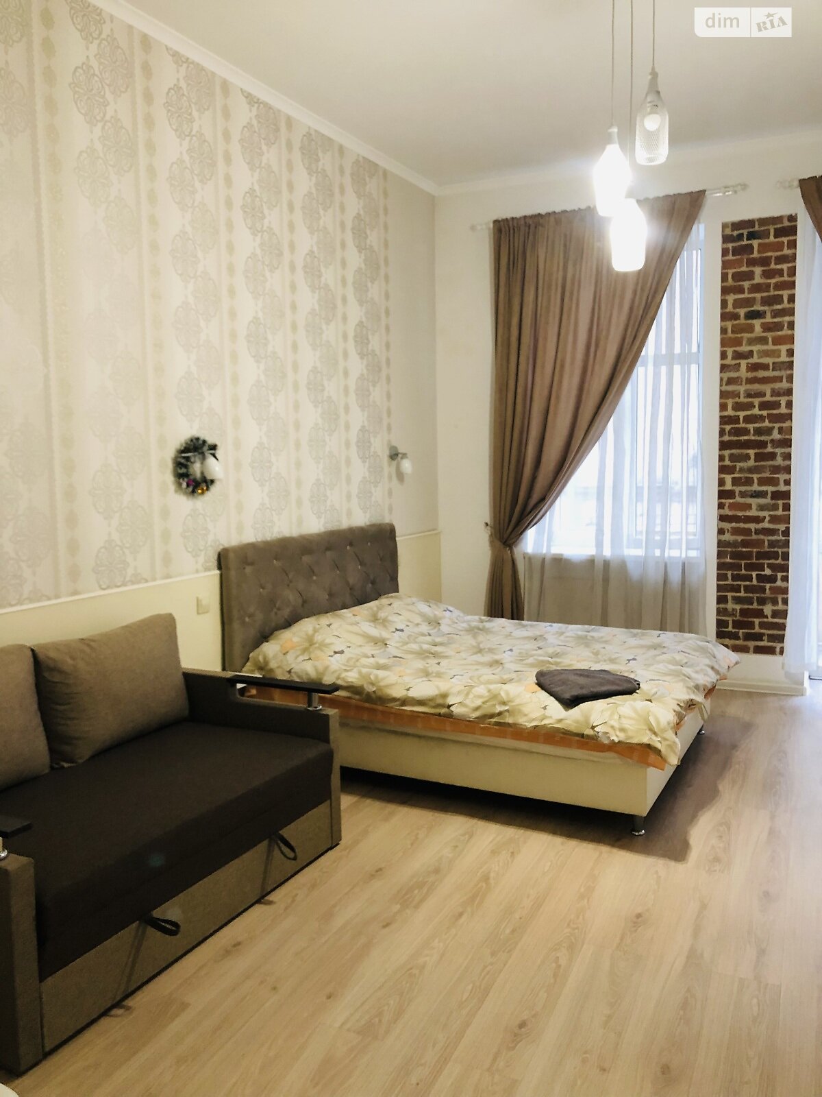 однокімнатна квартира в Львові, район Галицький, на вул. Хмельницького Богдана 35 в оренду на короткий термін подобово фото 1 однокімнатна квартира в Львові, район Галицький, на вул. Хмельницького Богдана 35 в оренду на короткий термін подобово фото 1