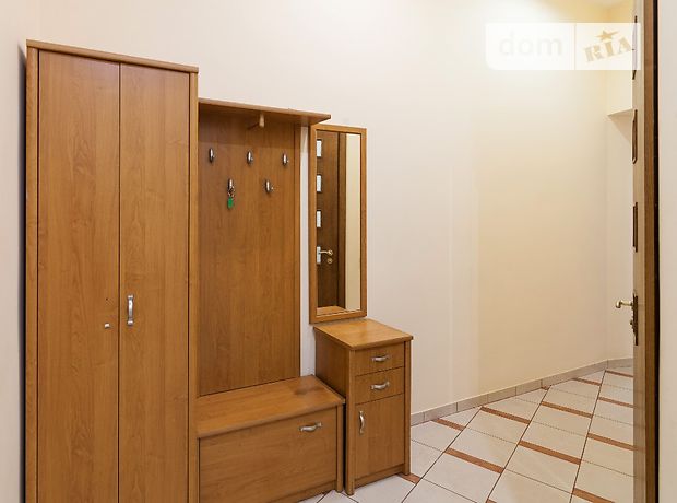 двухкомнатная квартира в Львове, район Галицкий, на ул. Ноябрьского Чина в аренду на короткий срок посуточно фото 1 двухкомнатная квартира в Львове, район Галицкий, на ул. Ноябрьского Чина в аренду на короткий срок посуточно фото 1