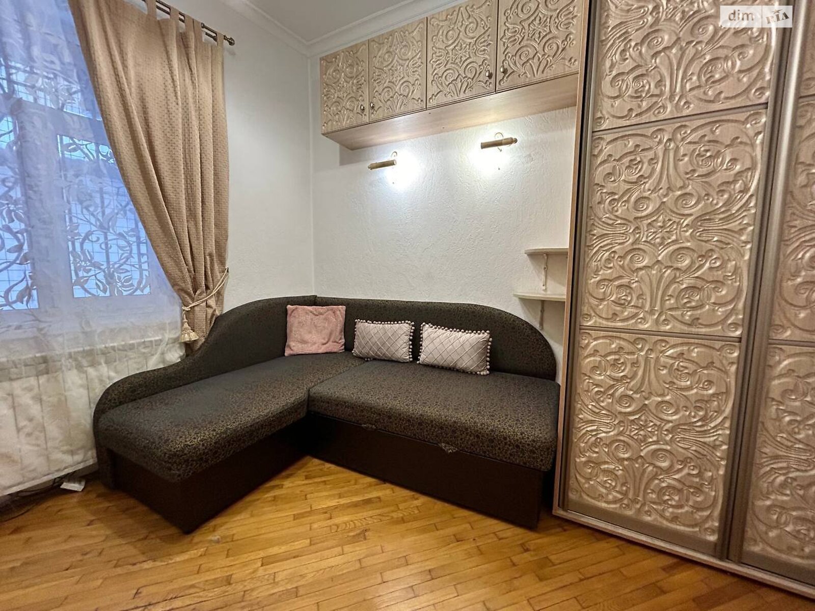 двухкомнатная квартира в Львове, район Галицкий, на ул. Шпитальная 23 в аренду на короткий срок посуточно фото 1