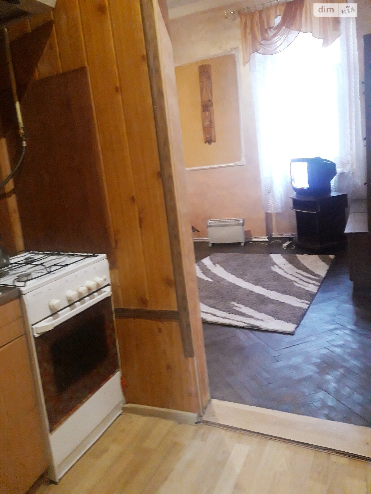 однокомнатная квартира в Львове, район Галицкий, на пл. Святого Теодора 2 в аренду на короткий срок посуточно фото 1 однокомнатная квартира в Львове, район Галицкий, на пл. Святого Теодора 2 в аренду на короткий срок посуточно фото 1