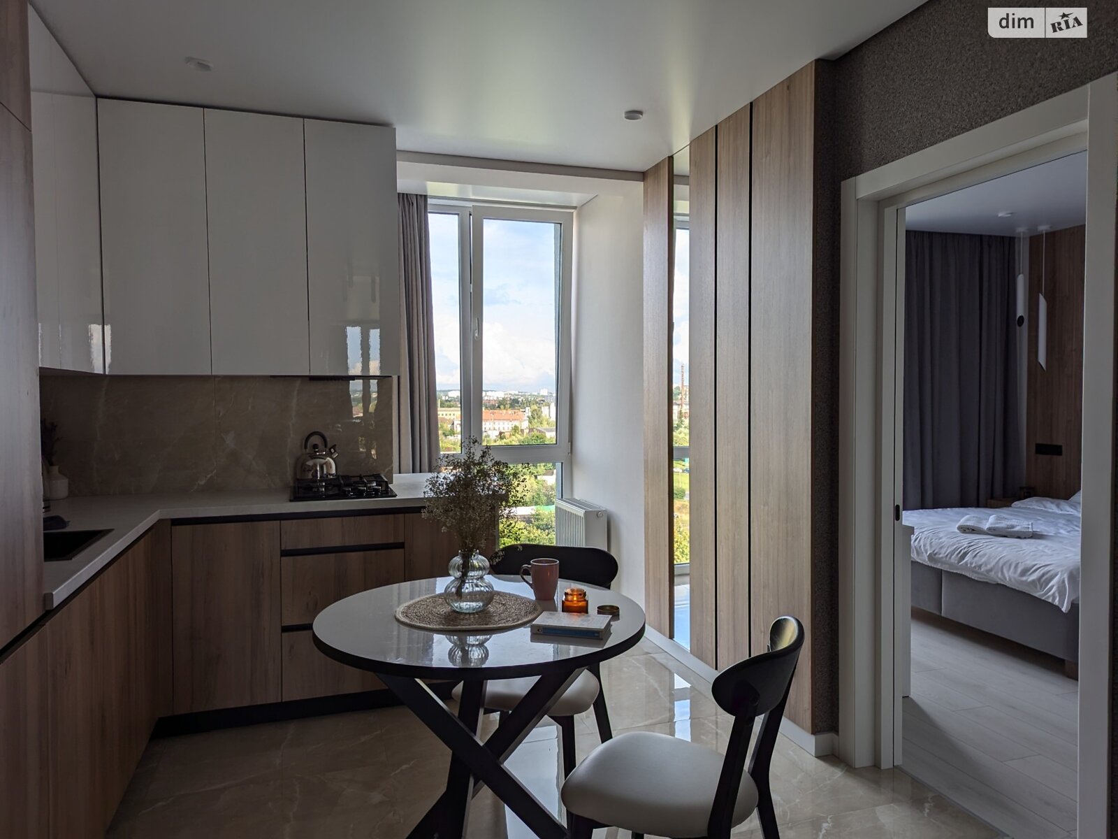 двухкомнатная квартира в Львове, район Вулька, на ул. Стрыйская 108/1 в аренду на короткий срок посуточно фото 1 двухкомнатная квартира в Львове, район Вулька, на ул. Стрыйская 108/1 в аренду на короткий срок посуточно фото 1