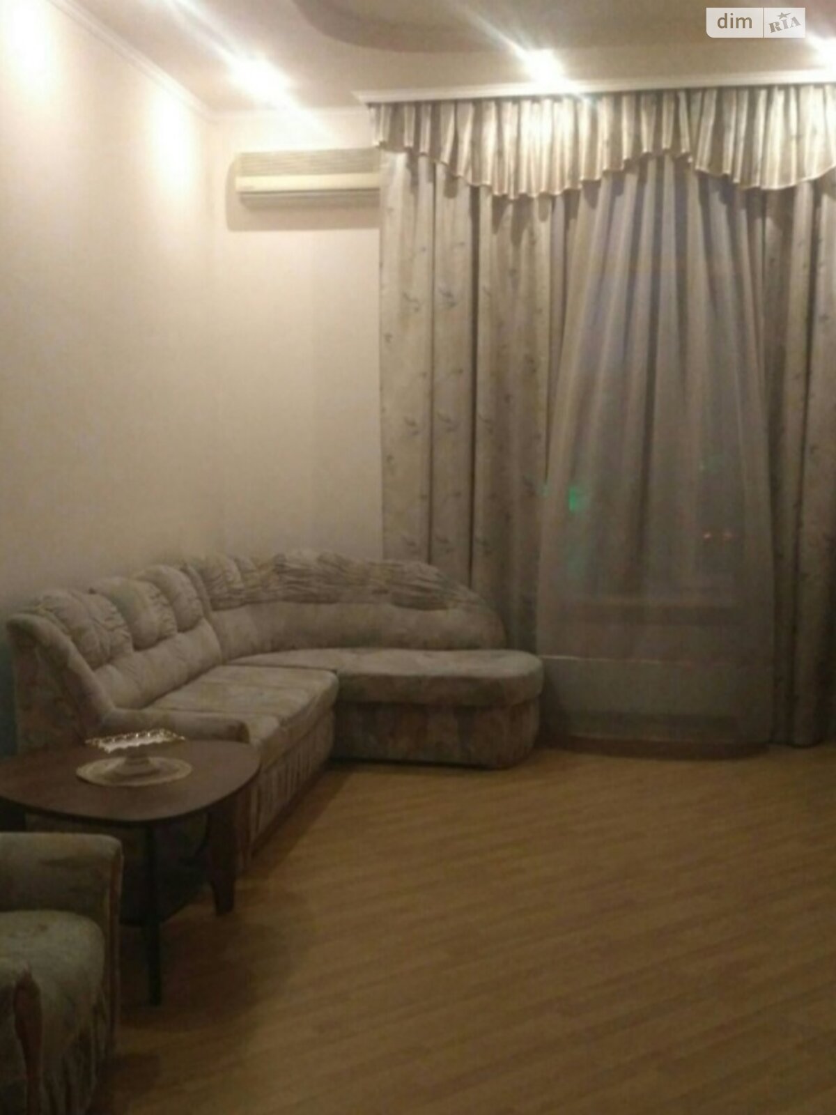 двокімнатна квартира в Мукачеві, район Центр, на пл. Кирила і Мефодія 26 в оренду на короткий термін подобово фото 1 двокімнатна квартира в Мукачеві, район Центр, на пл. Кирила і Мефодія 26 в оренду на короткий термін подобово фото 1