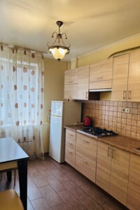 двокімнатна квартира в Миколаєві, район Центр, на вул. Павла Скоропадського 56 в оренду на короткий термін подобово фото 2