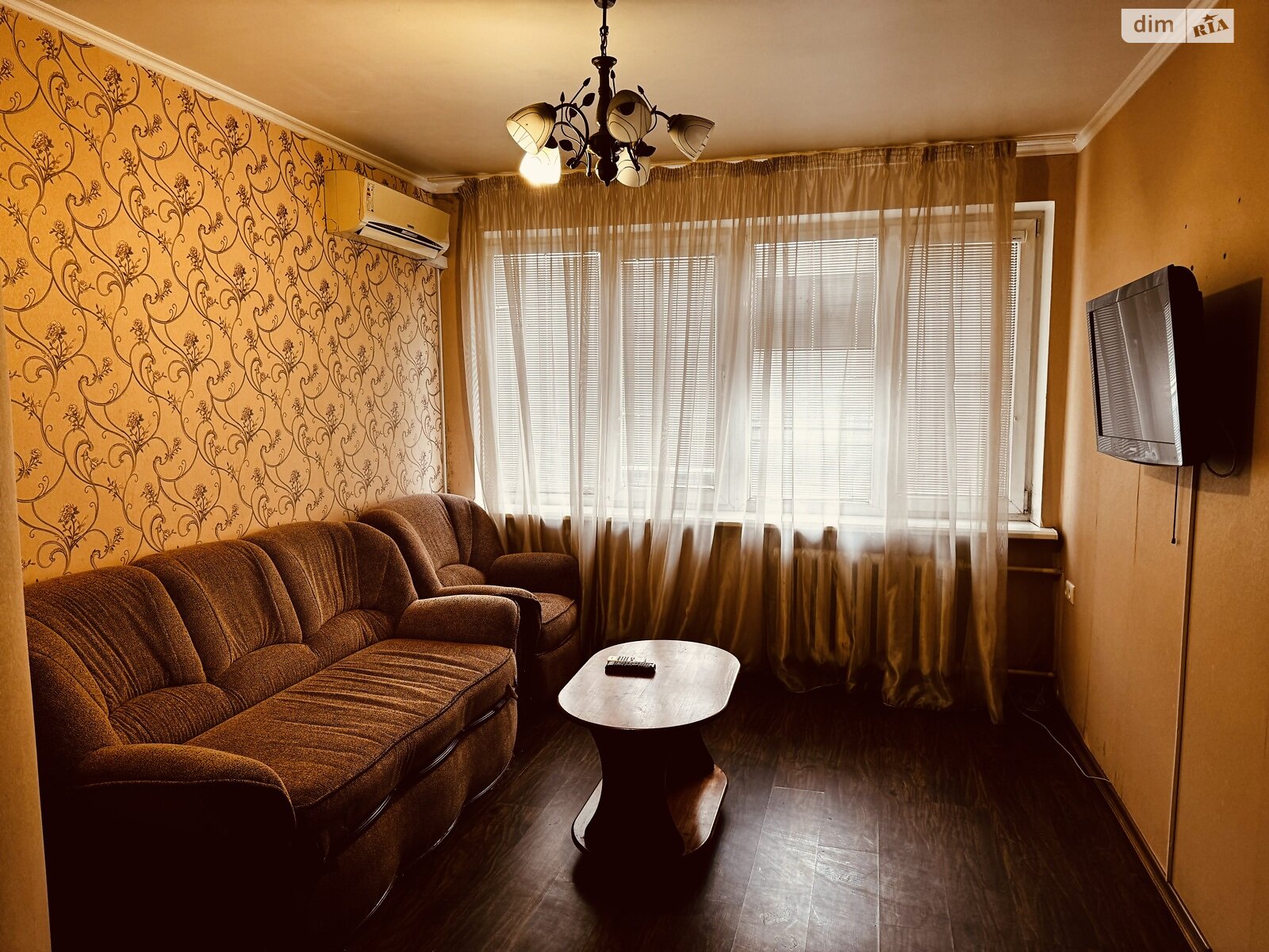 двухкомнатная квартира в Николаеве, район Центр, на ул. Адмирала Макарова (Центр) 56 в аренду на короткий срок посуточно фото 1