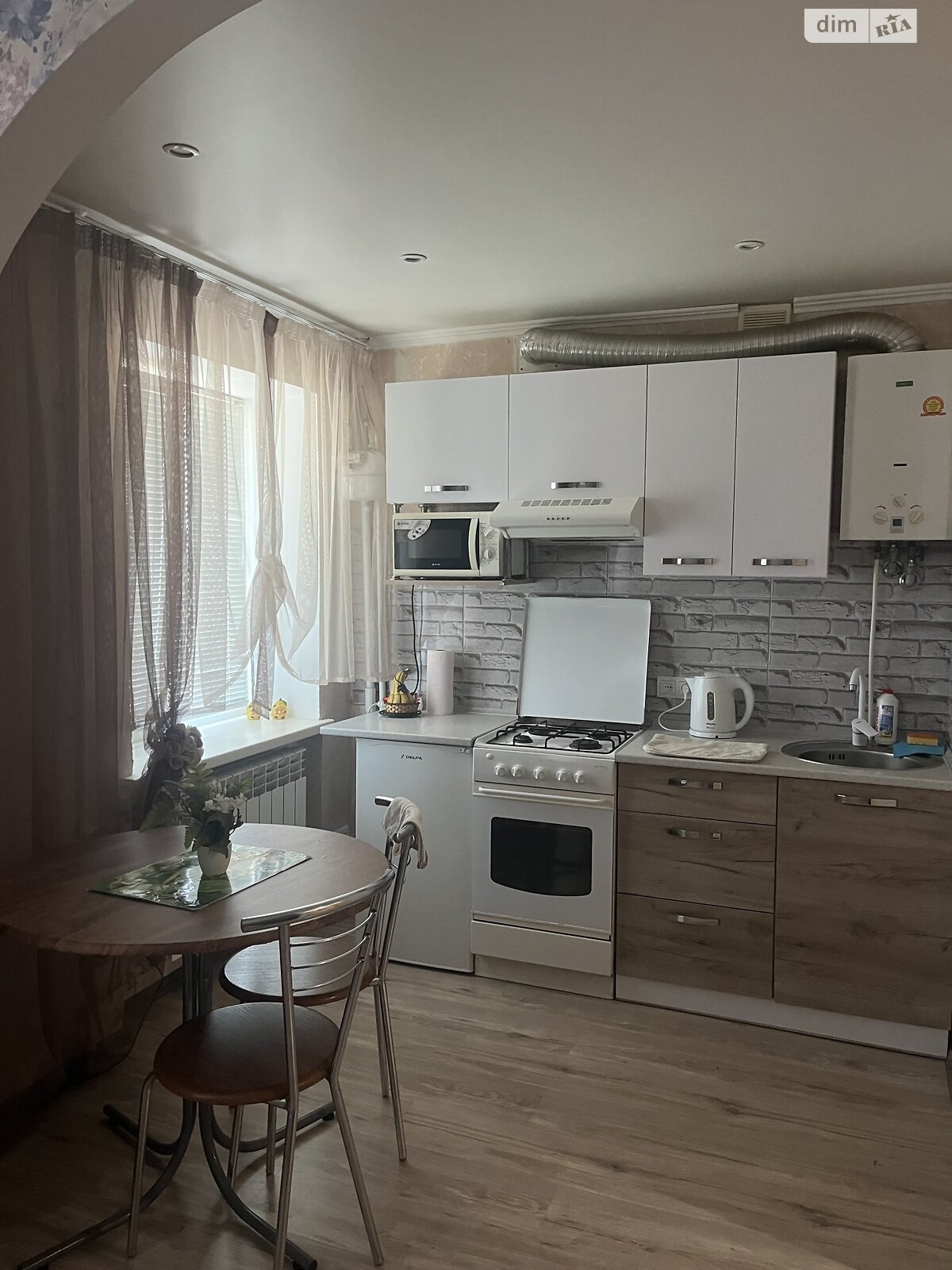 однокомнатная квартира в Николаеве, район Центр, на ул. Артиллерийская 2 в аренду на короткий срок посуточно фото 1 однокомнатная квартира в Николаеве, район Центр, на ул. Артиллерийская 2 в аренду на короткий срок посуточно фото 1