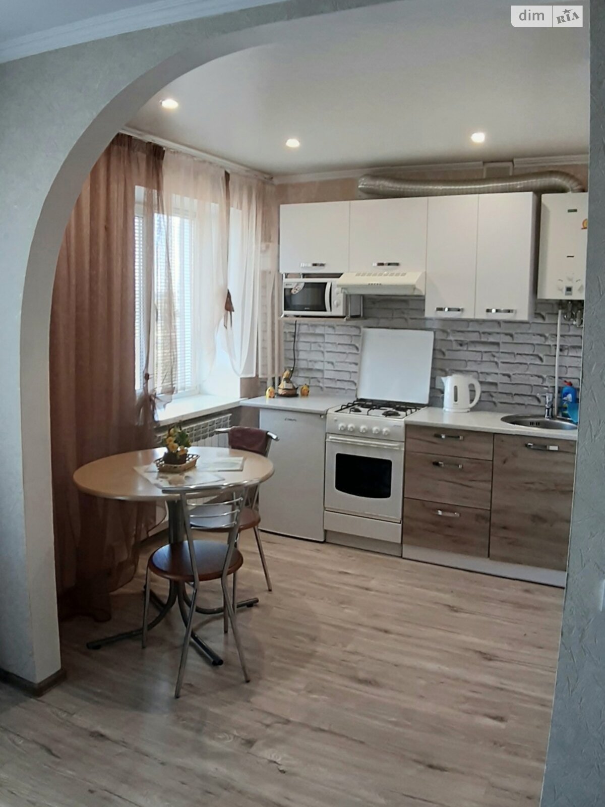 однокомнатная квартира в Николаеве, район Центр, на ул. Артиллерийская 2 в аренду на короткий срок посуточно фото 1 однокомнатная квартира в Николаеве, район Центр, на ул. Артиллерийская 2 в аренду на короткий срок посуточно фото 1