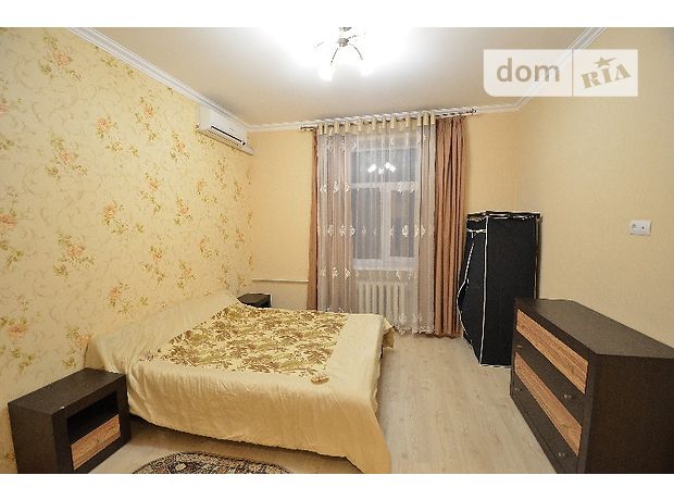 двухкомнатная квартира в Николаеве, район Центральный, на ул. Спасская в аренду на короткий срок посуточно фото 1
