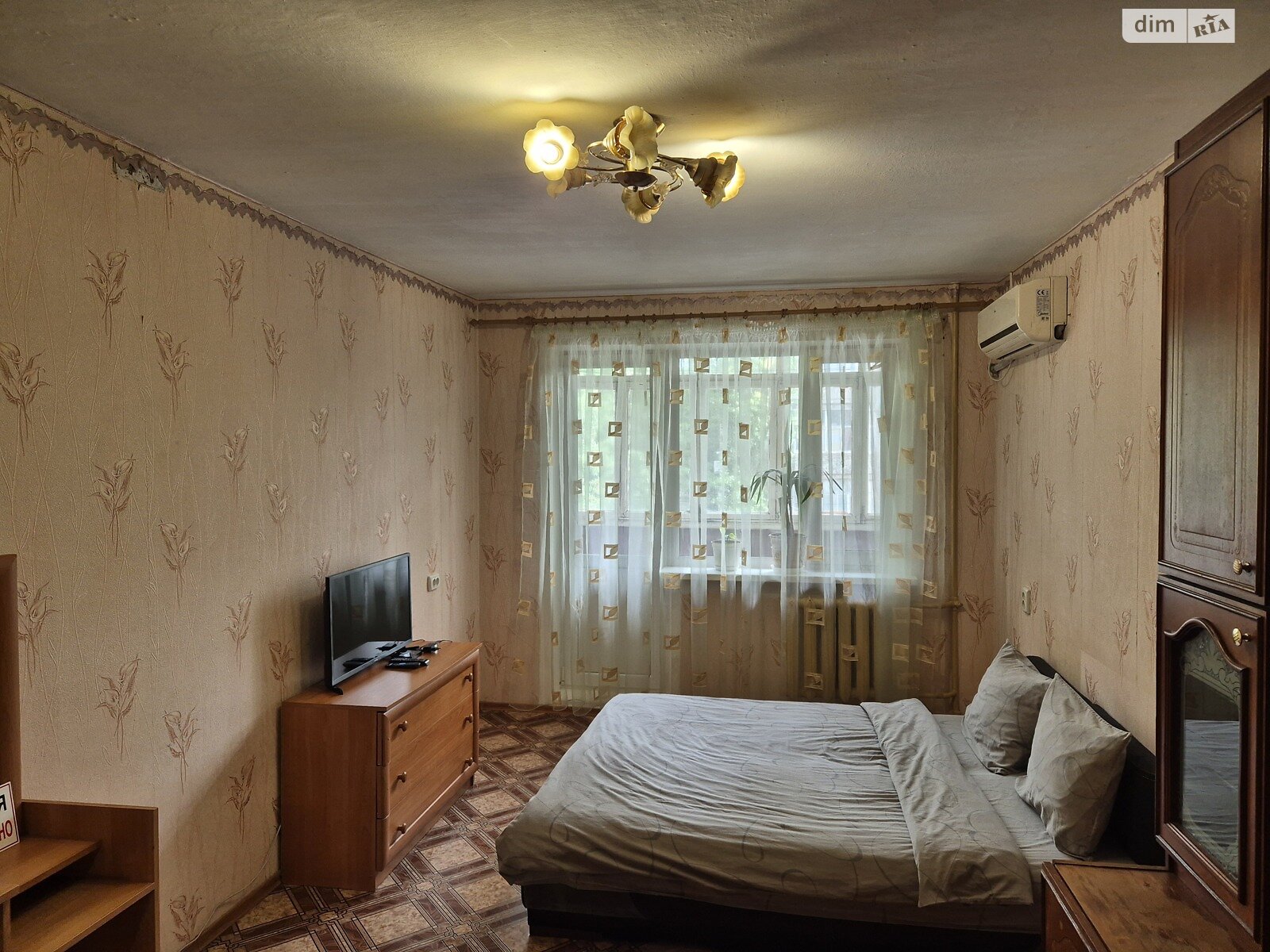 однокімнатна квартира в Миколаєві, район Центр, на 3-а вул. Слобідська 54 в оренду на короткий термін подобово фото 1 однокімнатна квартира в Миколаєві, район Центр, на 3-а вул. Слобідська 54 в оренду на короткий термін подобово фото 1