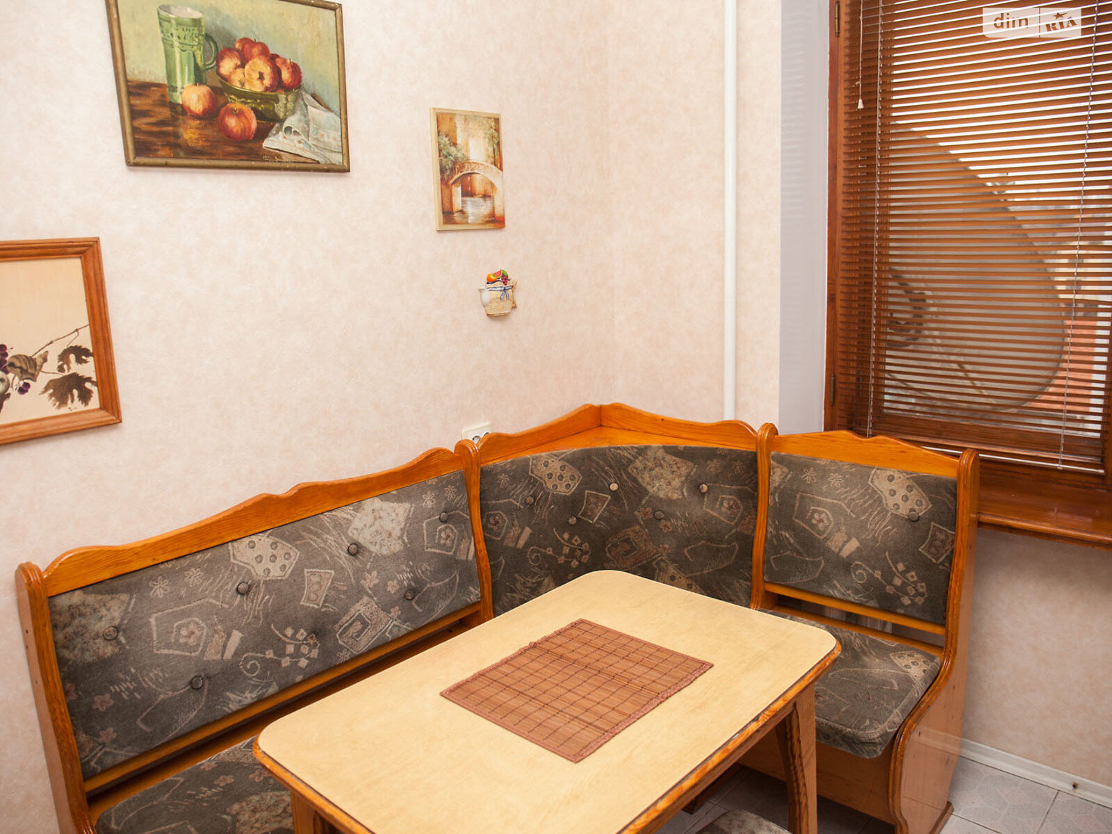 двухкомнатная квартира в Николаеве, район Центральный, на просп. Центральный 263 в аренду на короткий срок посуточно фото 1