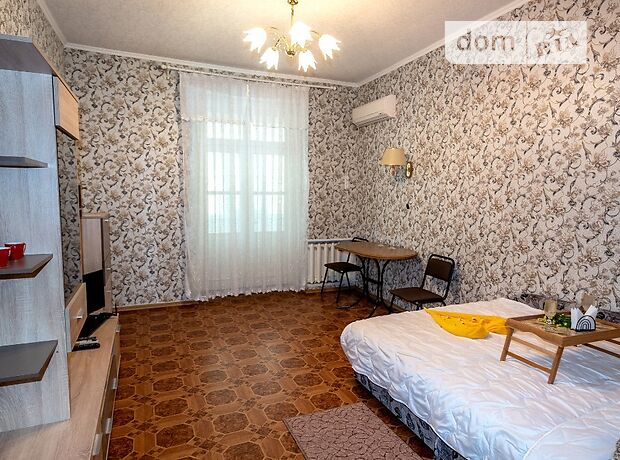 двухкомнатная квартира в Николаеве, район Центральный, на ул. Мариупольская 13 в аренду на короткий срок посуточно фото 1