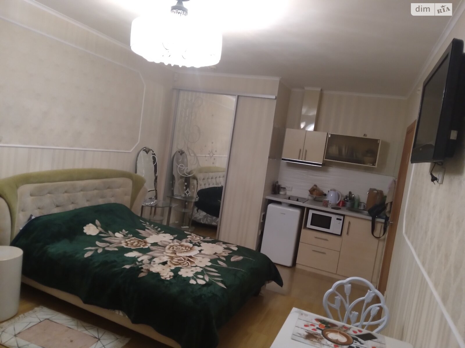 однокомнатная квартира в Николаеве, район Центральный, на ул. Мариупольская 44 в аренду на короткий срок посуточно фото 1