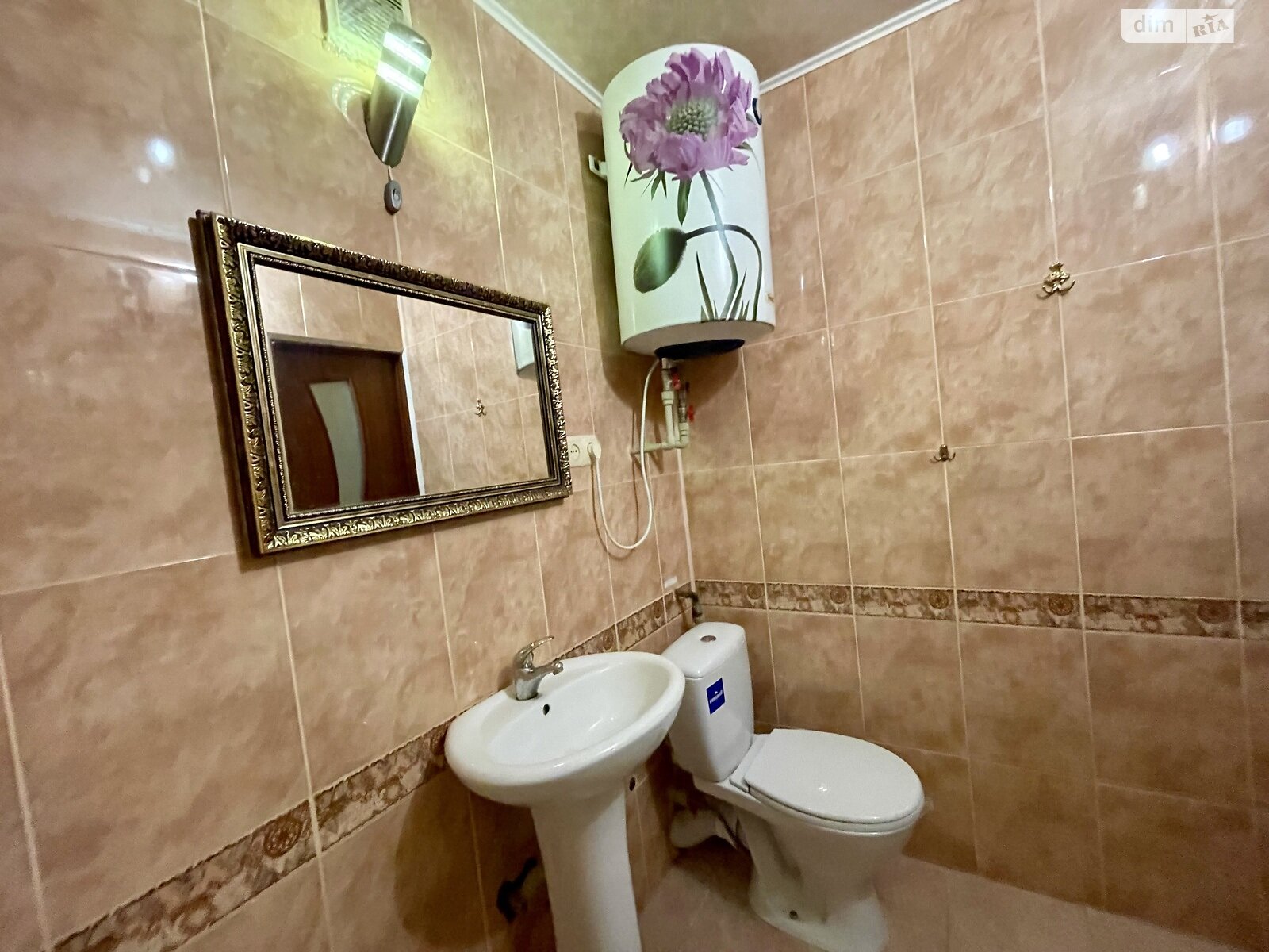 двокімнатна квартира в Миколаєві, район Центральний, на вул. Шнеєрсона в оренду на короткий термін подобово фото 1 двокімнатна квартира в Миколаєві, район Центральний, на вул. Шнеєрсона в оренду на короткий термін подобово фото 1