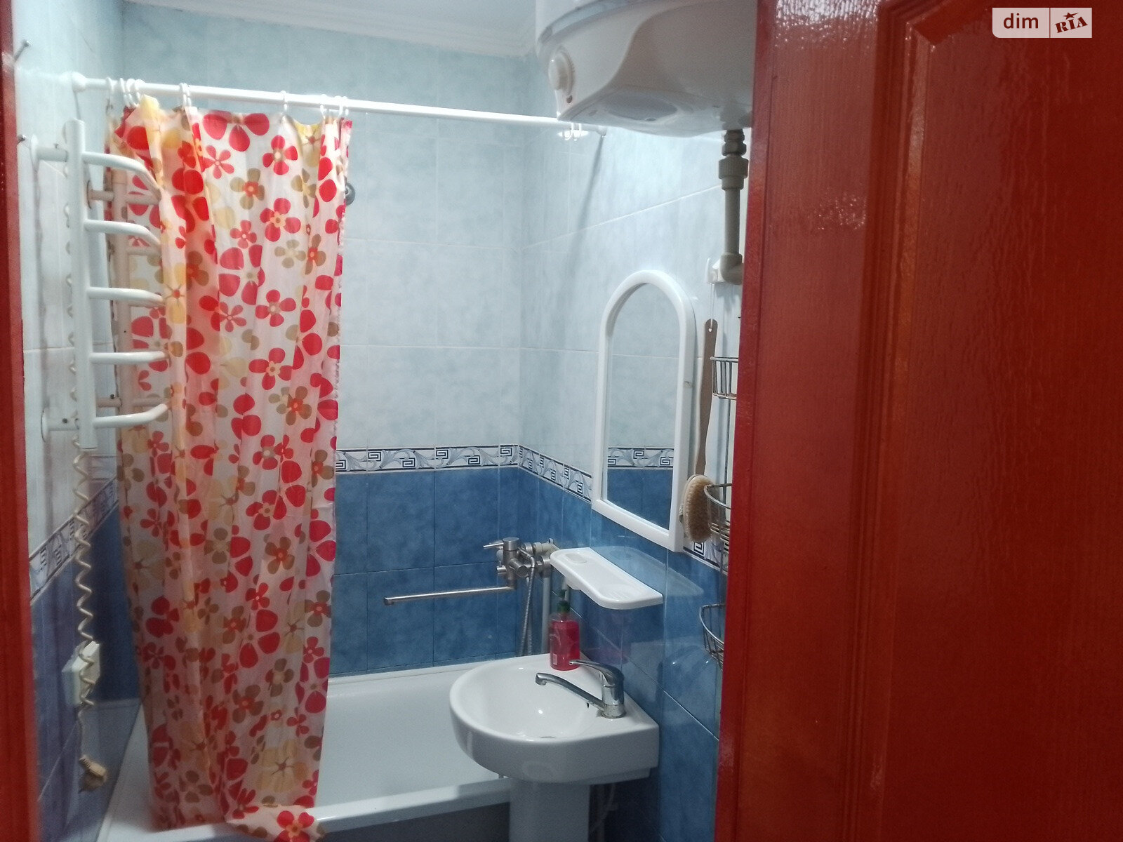однокомнатная квартира в Николаеве, район Центральный, на 1-я ул. Слободская в аренду на короткий срок посуточно фото 1 однокомнатная квартира в Николаеве, район Центральный, на 1-я ул. Слободская в аренду на короткий срок посуточно фото 1