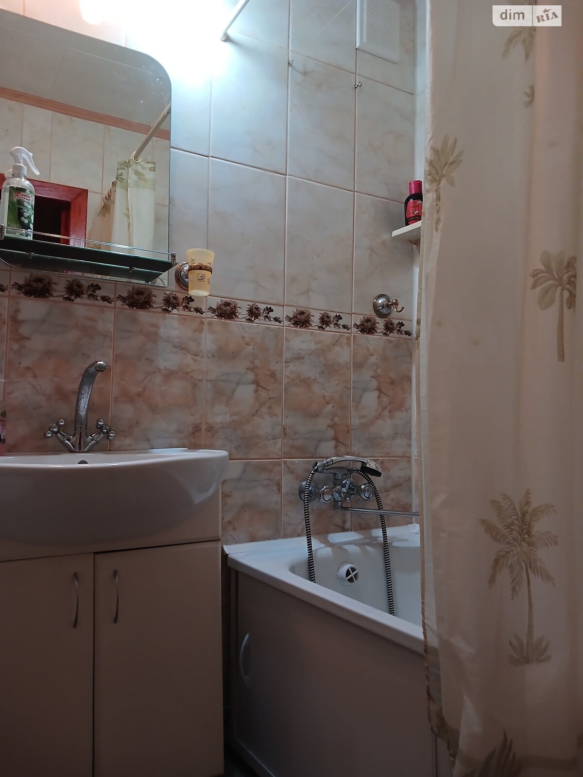 двокімнатна квартира в Миколаєві, район Центральний, на 3-а вул. Слобідська 51 в оренду на короткий термін подобово фото 1 двокімнатна квартира в Миколаєві, район Центральний, на 3-а вул. Слобідська 51 в оренду на короткий термін подобово фото 1