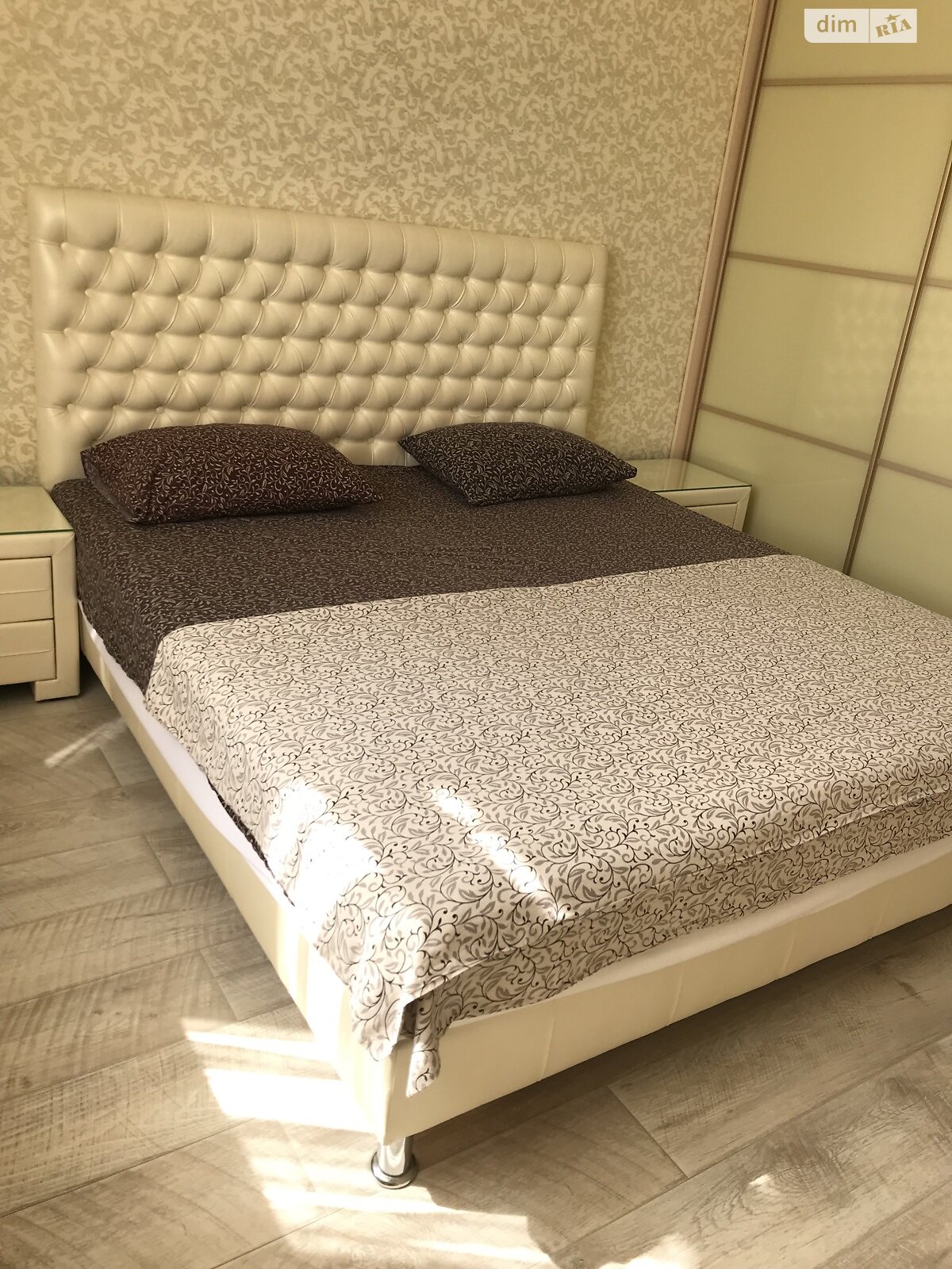 двухкомнатная квартира в Одессе, район Аркадия, на плато Аркадийское 5Б в аренду на короткий срок посуточно фото 1