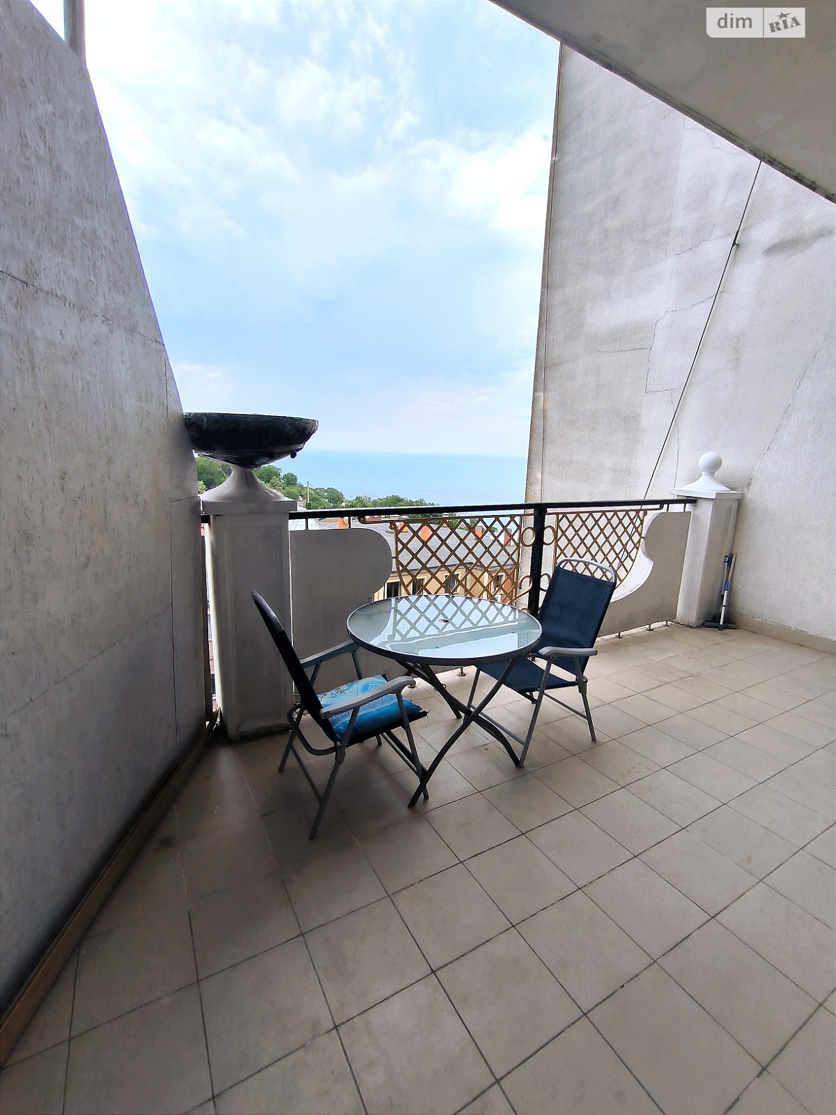 двухкомнатная квартира в Одессе, район Приморский, на плато Аркадийское 5/3 в аренду на короткий срок посуточно фото 1 двухкомнатная квартира в Одессе, район Приморский, на плато Аркадийское 5/3 в аренду на короткий срок посуточно фото 1