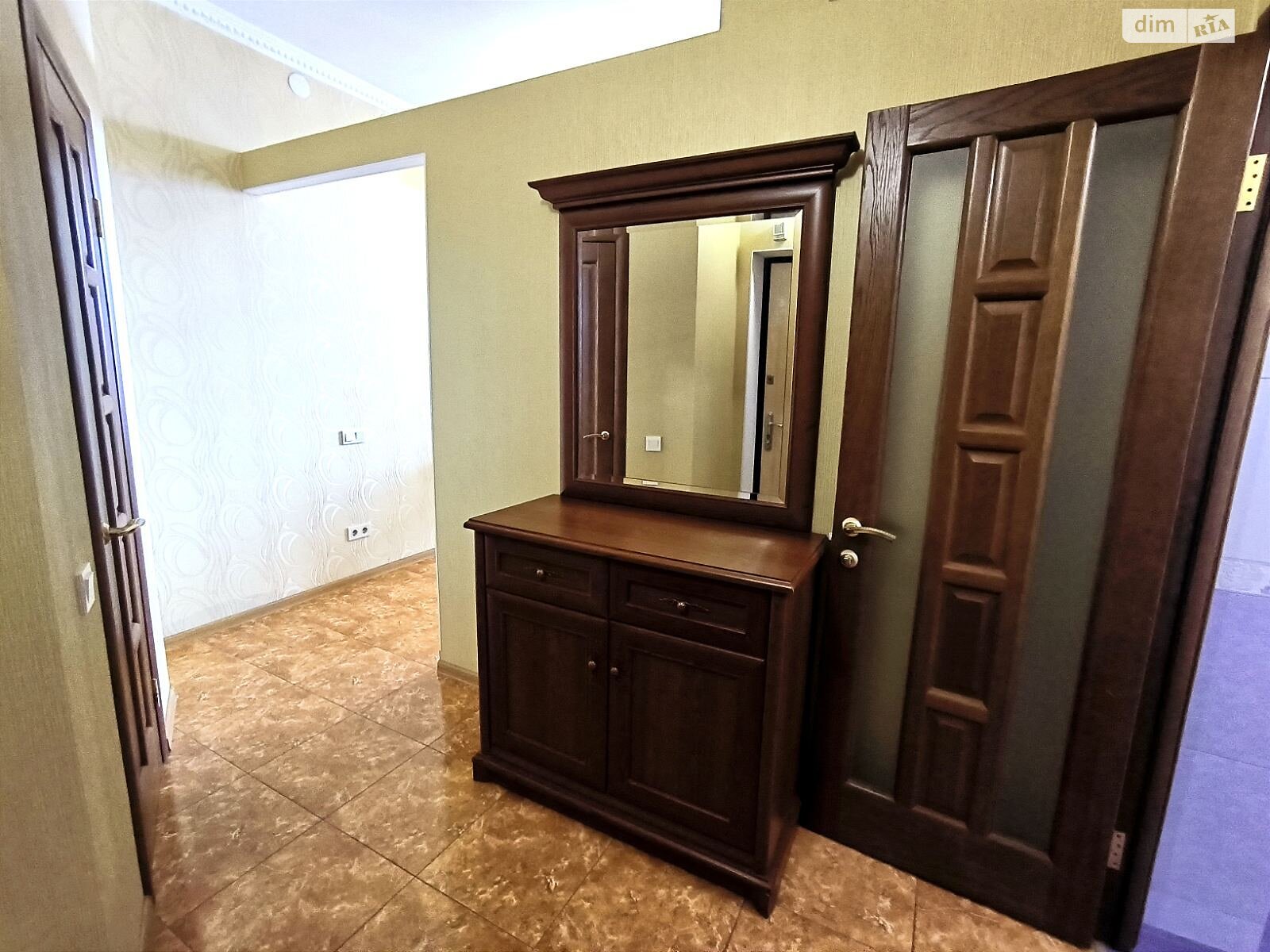 двухкомнатная квартира в Одессе, район Приморский, на плато Аркадийское 5/3 в аренду на короткий срок посуточно фото 1 двухкомнатная квартира в Одессе, район Приморский, на плато Аркадийское 5/3 в аренду на короткий срок посуточно фото 1