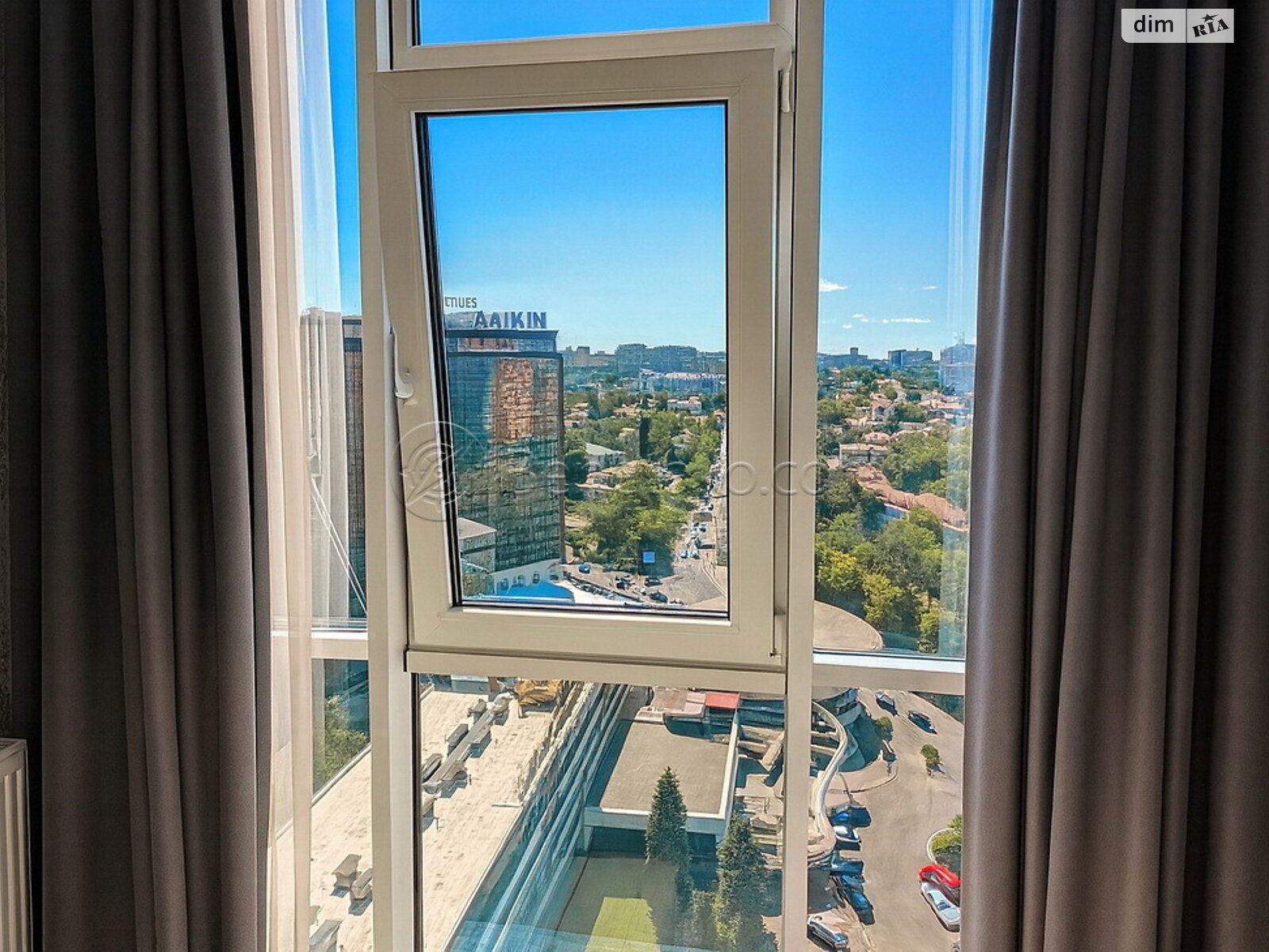 двухкомнатная квартира в Одессе, район Аркадия, на плато Аркадийское 5Б в аренду на короткий срок посуточно фото 1 двухкомнатная квартира в Одессе, район Аркадия, на плато Аркадийское 5Б в аренду на короткий срок посуточно фото 1