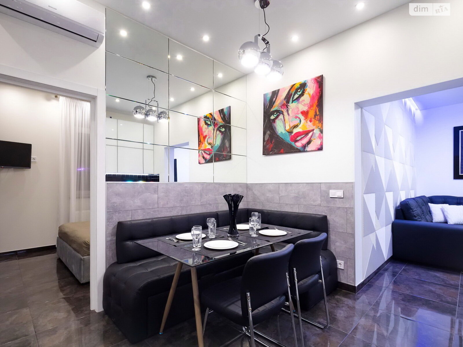 трехкомнатная квартира в Одессе, район Аркадия, на плато Аркадийское 9 в аренду на короткий срок посуточно фото 1