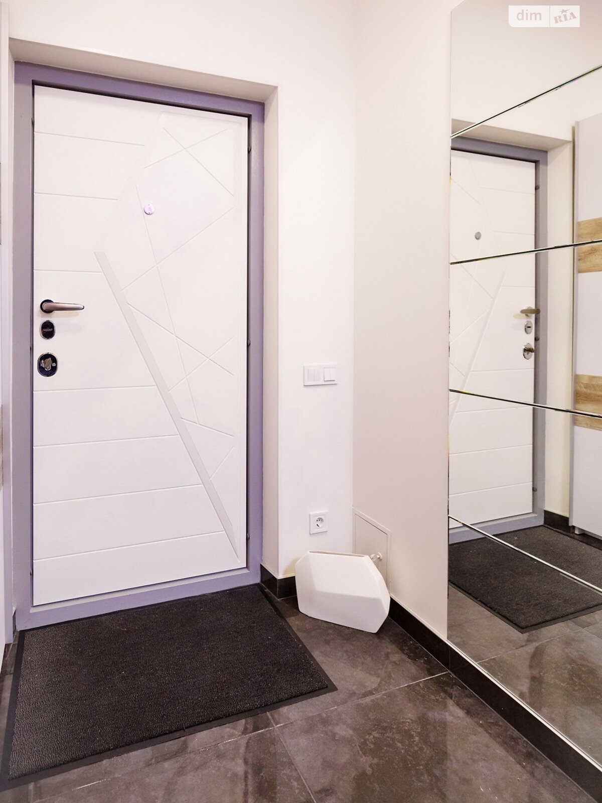 трехкомнатная квартира в Одессе, район Аркадия, на плато Аркадийское 9 в аренду на короткий срок посуточно фото 1