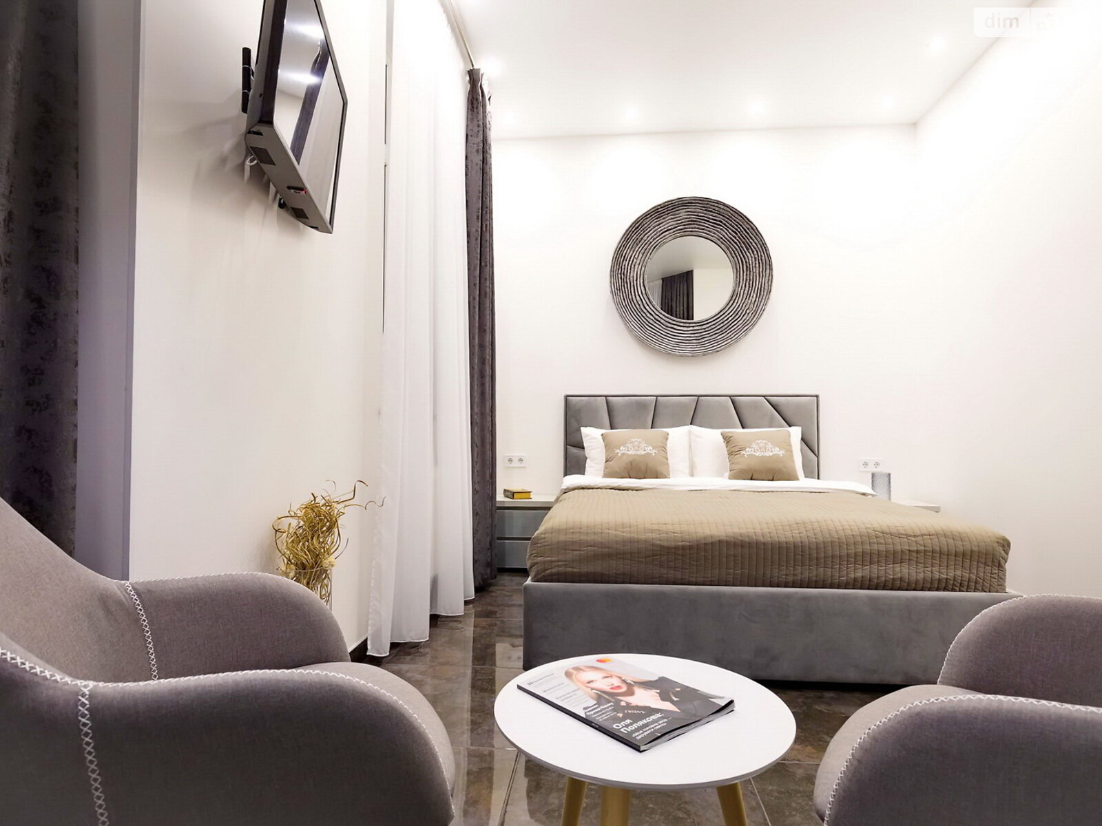 трехкомнатная квартира в Одессе, район Аркадия, на плато Аркадийское 9 в аренду на короткий срок посуточно фото 1