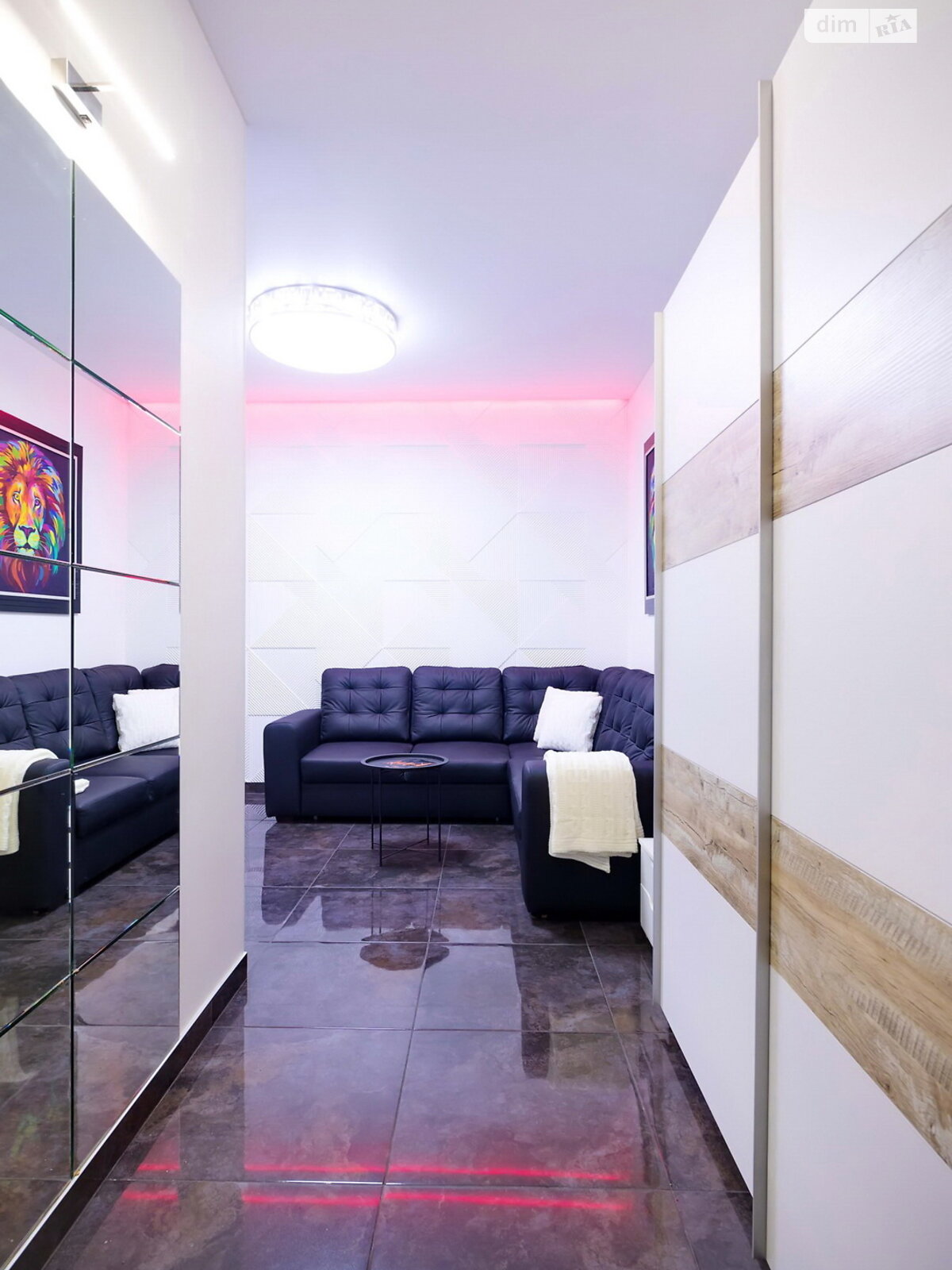 трехкомнатная квартира в Одессе, район Аркадия, на плато Аркадийское 9 в аренду на короткий срок посуточно фото 1