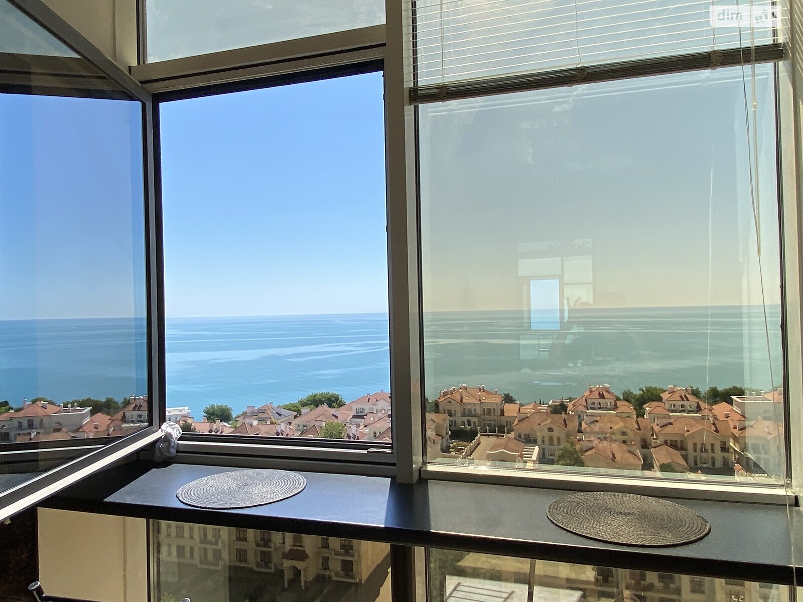 однокомнатная квартира в Одессе, район Аркадия, на бул. Французский 60А в аренду на короткий срок посуточно фото 1