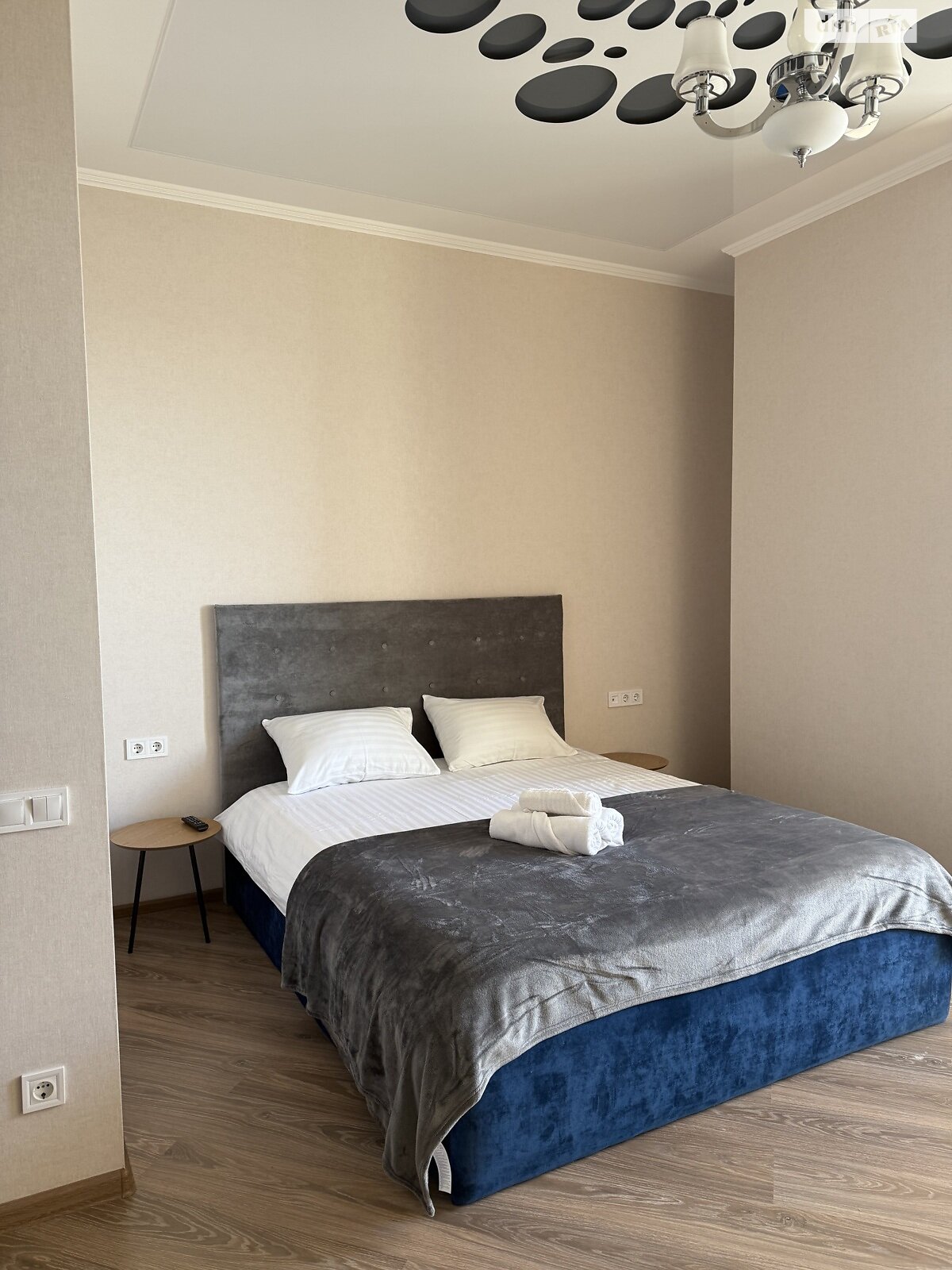 однокомнатная квартира в Одессе, район Аркадия, на бул. Французский 60В в аренду на короткий срок посуточно фото 1 однокомнатная квартира в Одессе, район Аркадия, на бул. Французский 60В в аренду на короткий срок посуточно фото 1