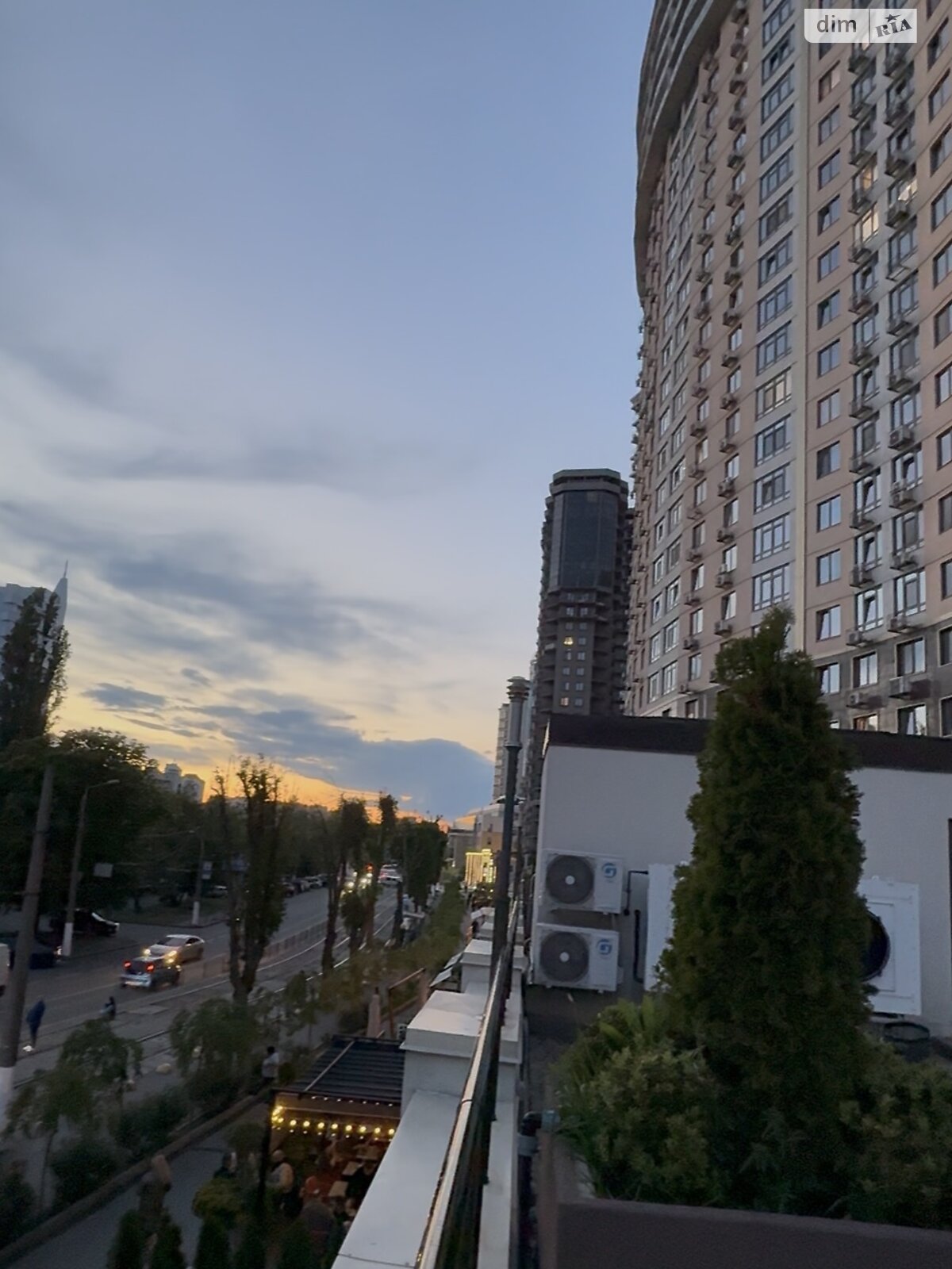 однокімнатна квартира в Одесі, район Аркадія, на вул. Генуезька 3Б в оренду на короткий термін подобово фото 1 однокімнатна квартира в Одесі, район Аркадія, на вул. Генуезька 3Б в оренду на короткий термін подобово фото 1