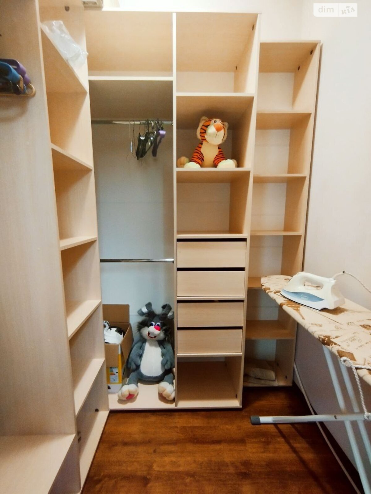 трехкомнатная квартира в Одессе, район Аркадия, на ул. Генуэзская 5 в аренду на короткий срок посуточно фото 1 трехкомнатная квартира в Одессе, район Аркадия, на ул. Генуэзская 5 в аренду на короткий срок посуточно фото 1