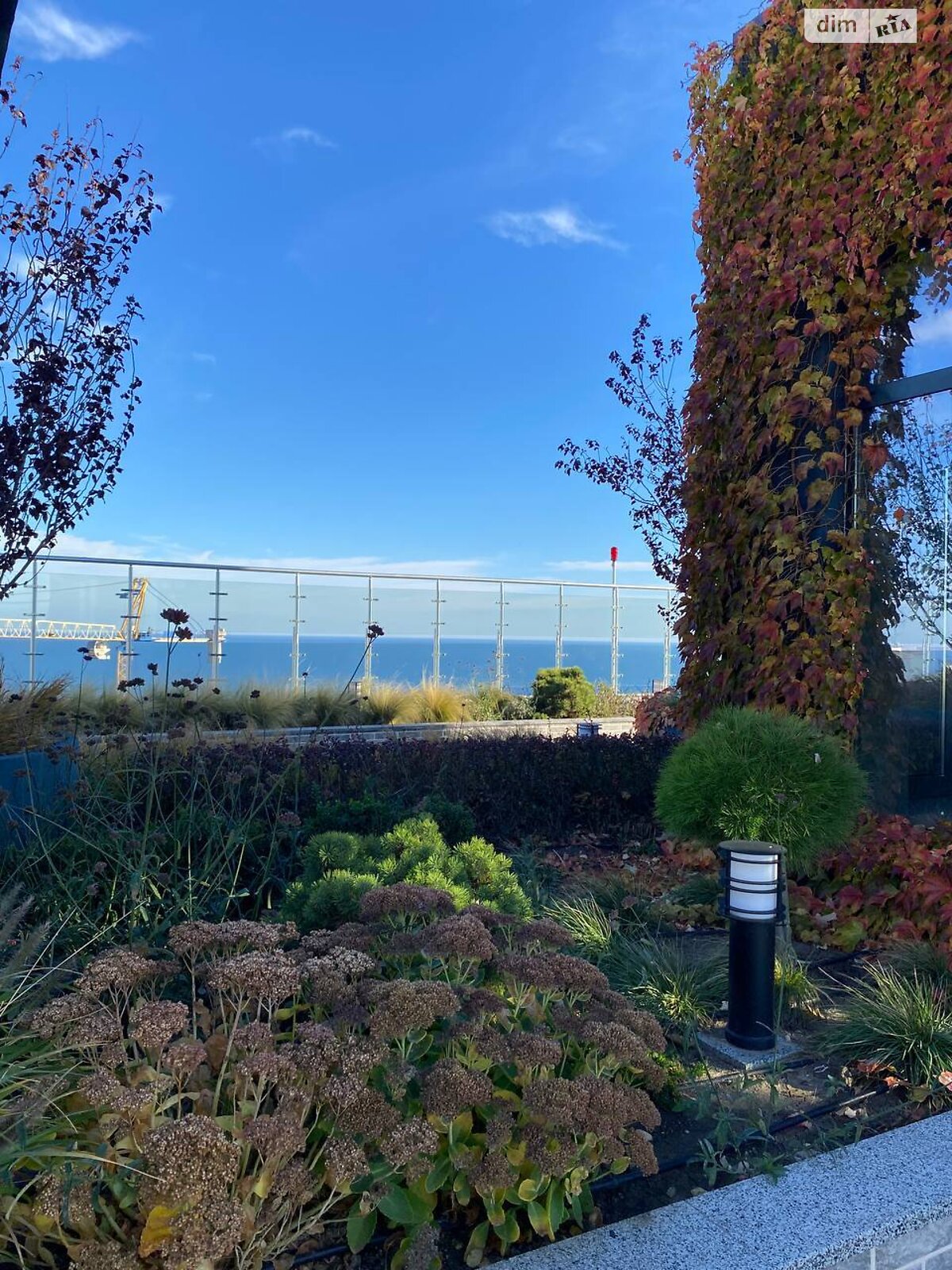 однокомнатная квартира в Одессе, район Аркадия, на пер. Курортный 2 корпус 3 в аренду на короткий срок посуточно фото 1