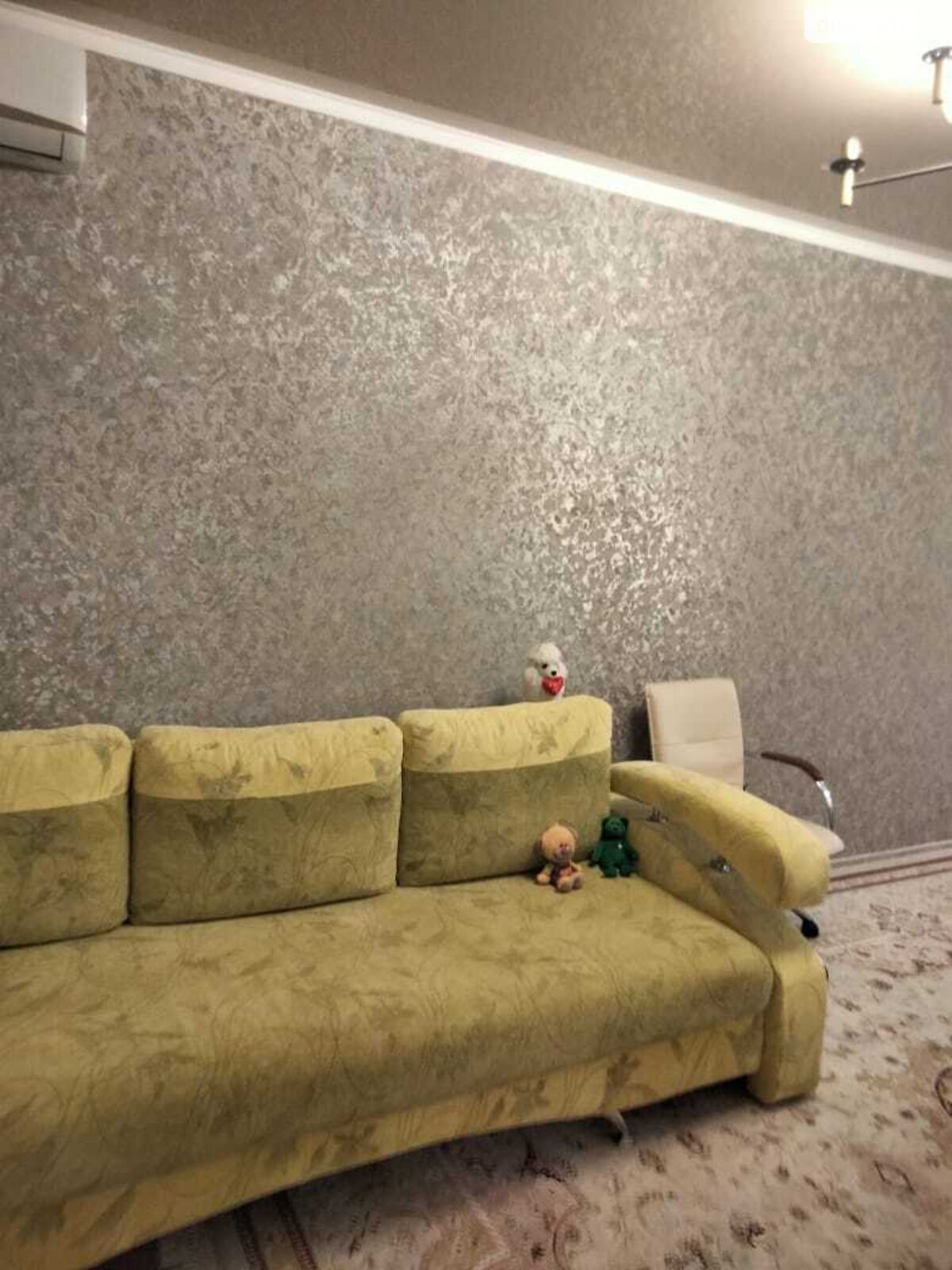 двухкомнатная квартира в Одессе, район Ближние Мельницы, на ул. Алексея Вадатурского 18, кв. 341 в аренду на короткий срок посуточно фото 1 двухкомнатная квартира в Одессе, район Ближние Мельницы, на ул. Алексея Вадатурского 18, кв. 341 в аренду на короткий срок посуточно фото 1