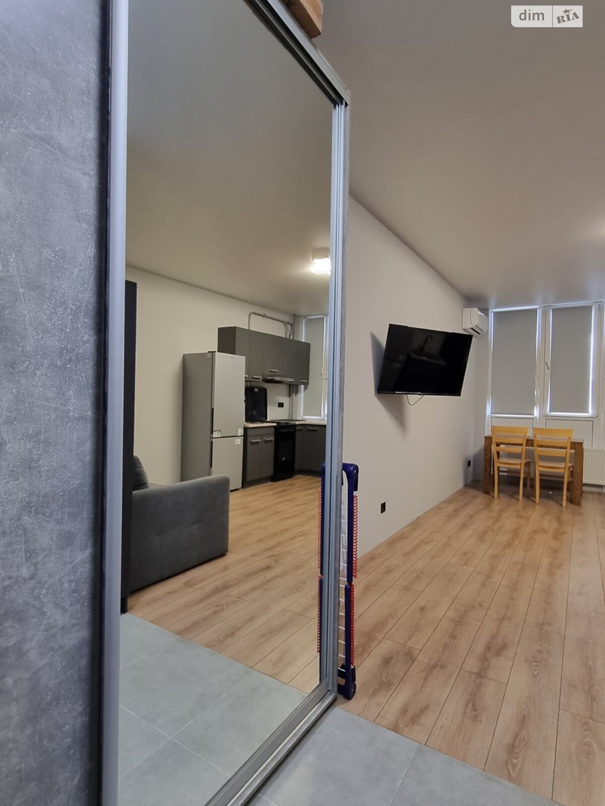 однокомнатная квартира в Одессе, район Черемушки, на ул. Алексея Вадатурского 129 в аренду на короткий срок посуточно фото 1 однокомнатная квартира в Одессе, район Черемушки, на ул. Алексея Вадатурского 129 в аренду на короткий срок посуточно фото 1