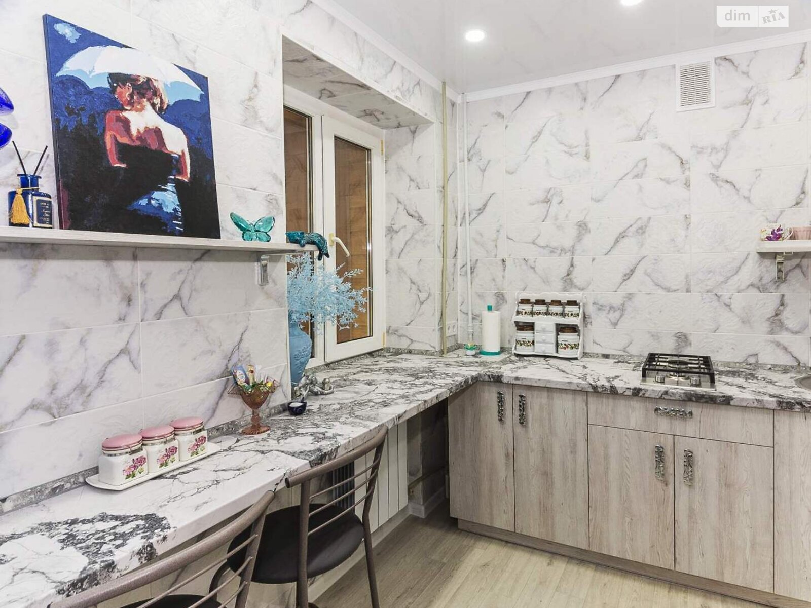 однокомнатная квартира в Одессе, район Черемушки, на ул. Евгения Танцюры 5 в аренду на короткий срок посуточно фото 1