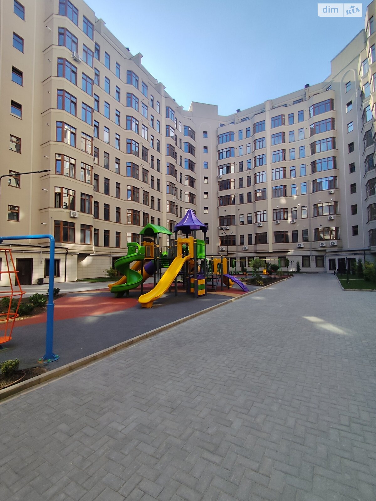 однокомнатная квартира в Одессе, район Дача Ковалёвского, на ул. Дача Ковалевского 91 в аренду на короткий срок посуточно фото 1 однокомнатная квартира в Одессе, район Дача Ковалёвского, на ул. Дача Ковалевского 91 в аренду на короткий срок посуточно фото 1