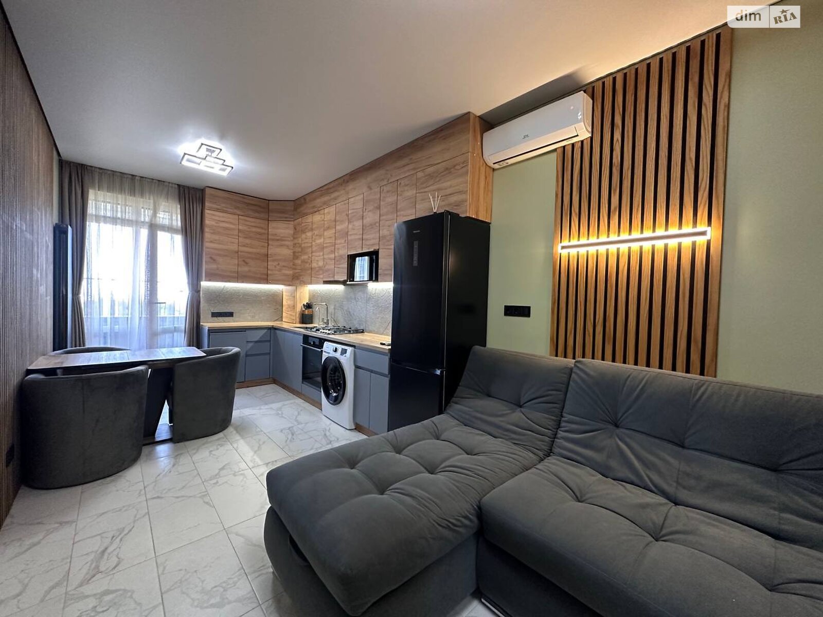 однокомнатная квартира в Одессе, район Дача Ковалёвского, на ул. Дача Ковалевского 91 в аренду на короткий срок посуточно фото 1