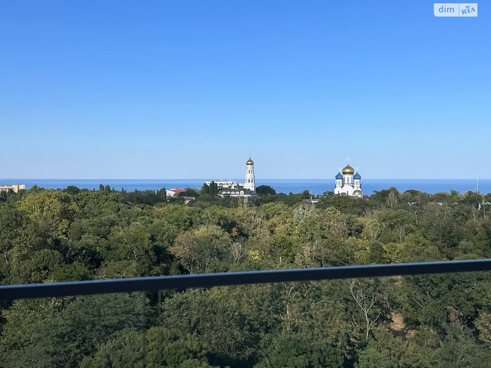 однокомнатная квартира в Одессе, район Дача Ковалёвского, на ул. Дача Ковалевского 91 в аренду на короткий срок посуточно фото 1