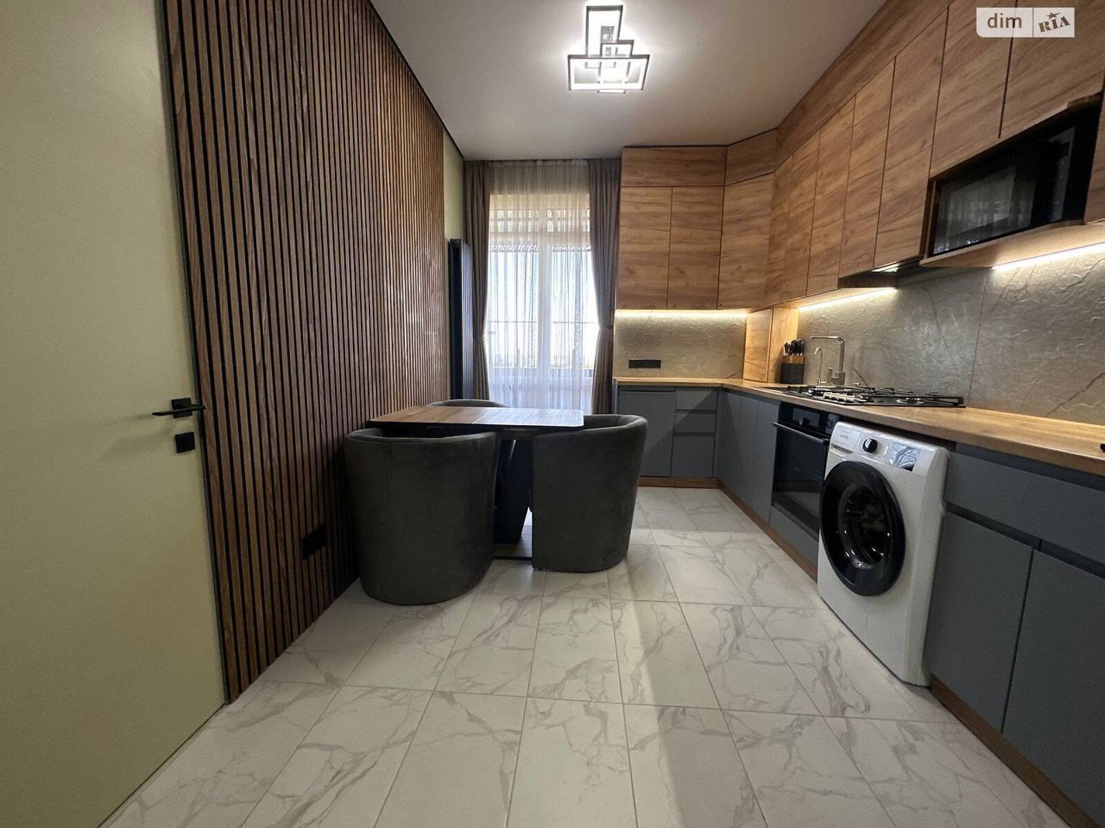 однокомнатная квартира в Одессе, район Дача Ковалёвского, на ул. Дача Ковалевского 91 в аренду на короткий срок посуточно фото 1