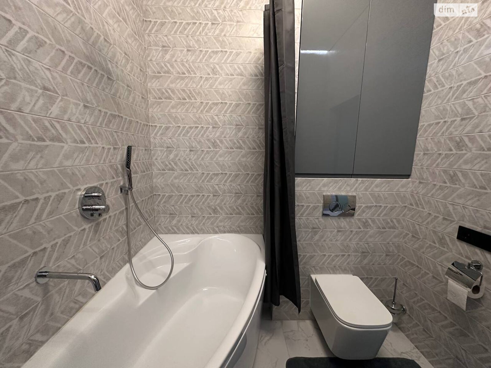 однокомнатная квартира в Одессе, район Дача Ковалёвского, на ул. Дача Ковалевского 91 в аренду на короткий срок посуточно фото 1