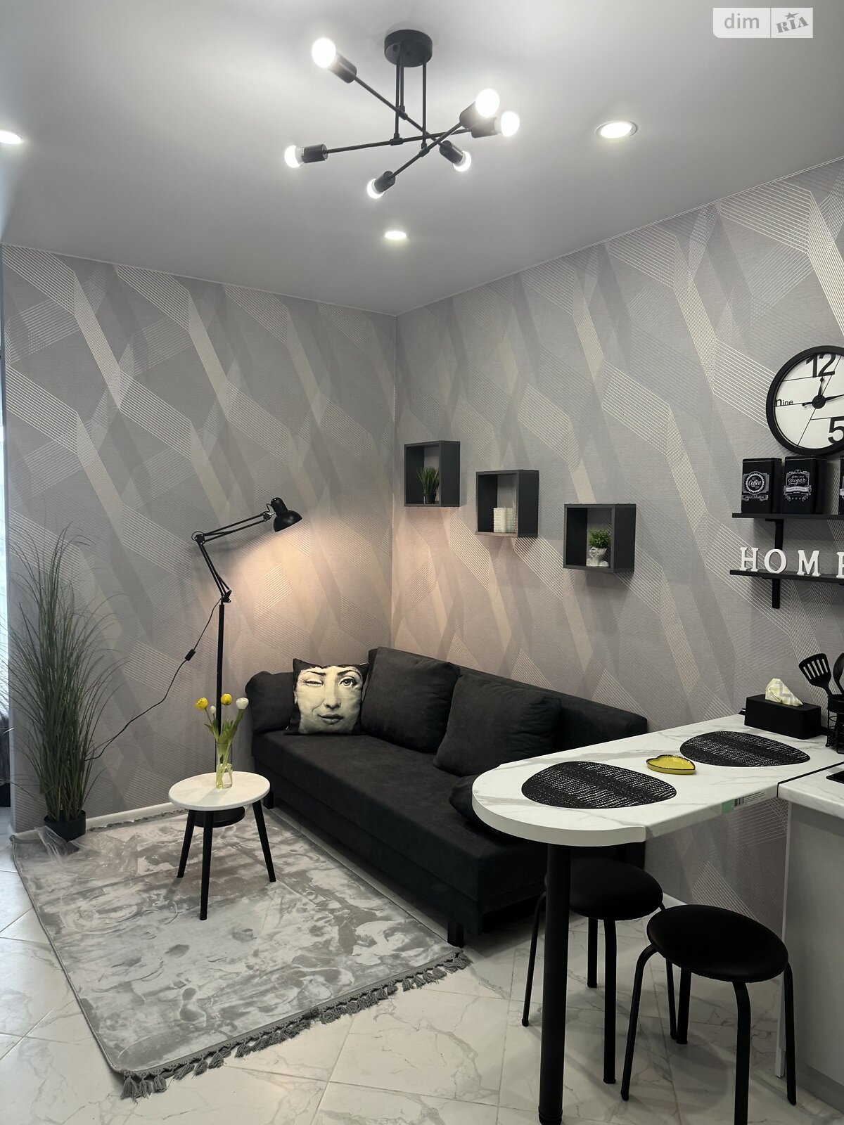 однокомнатная квартира в Одессе, район Хаджибейский, на ул. Боровского Николая 1/17 корпус 3 в аренду на короткий срок посуточно фото 1 однокомнатная квартира в Одессе, район Хаджибейский, на ул. Боровского Николая 1/17 корпус 3 в аренду на короткий срок посуточно фото 1