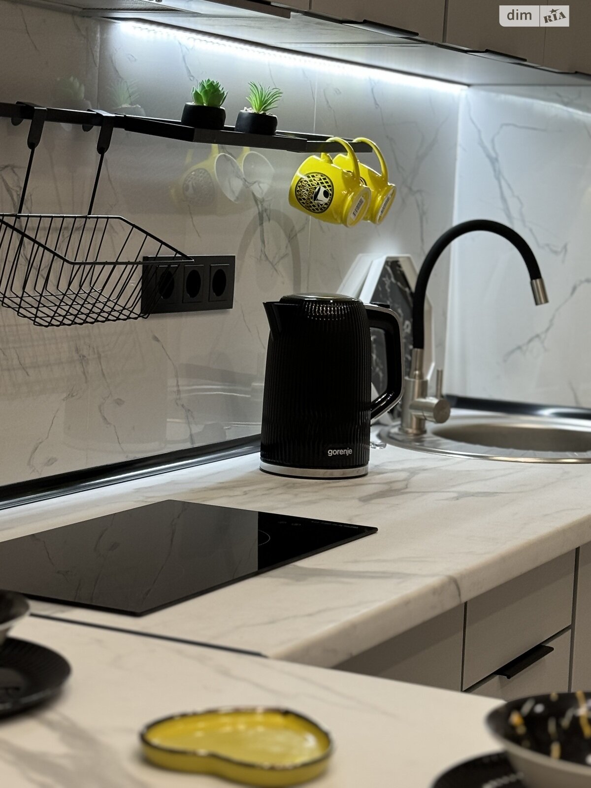 однокомнатная квартира в Одессе, район Хаджибейский, на ул. Боровского Николая 1/17 корпус 3 в аренду на короткий срок посуточно фото 1 однокомнатная квартира в Одессе, район Хаджибейский, на ул. Боровского Николая 1/17 корпус 3 в аренду на короткий срок посуточно фото 1