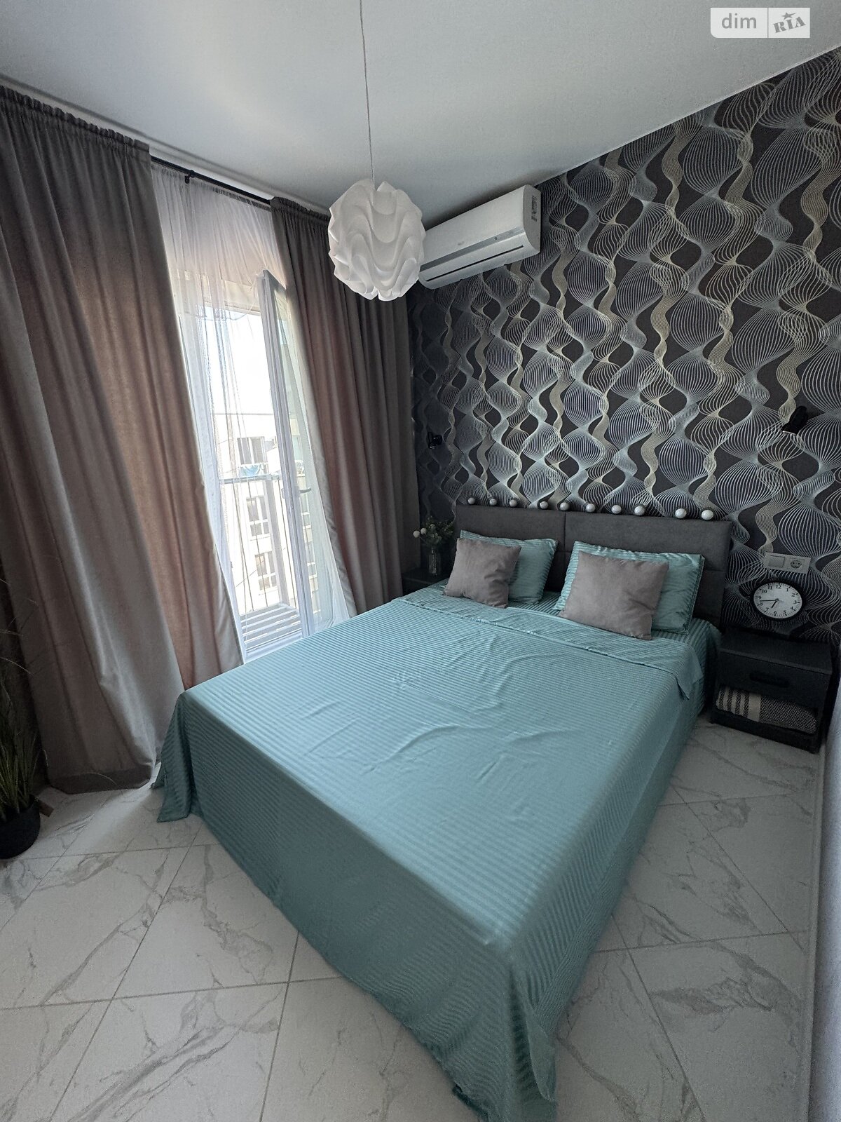 однокомнатная квартира в Одессе, район Хаджибейский, на ул. Боровского Николая 1/17 корпус 3 в аренду на короткий срок посуточно фото 1 однокомнатная квартира в Одессе, район Хаджибейский, на ул. Боровского Николая 1/17 корпус 3 в аренду на короткий срок посуточно фото 1