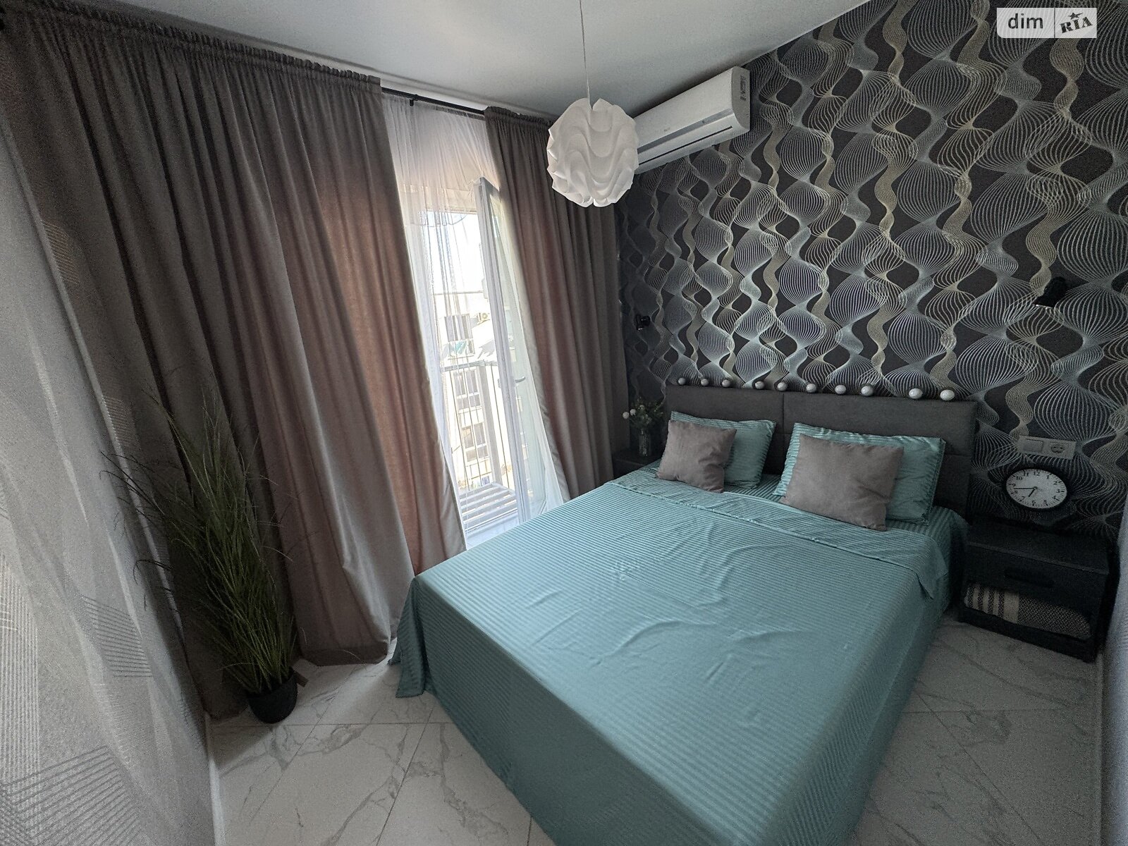 однокомнатная квартира в Одессе, район Хаджибейский, на ул. Боровского Николая 1/17 корпус 3 в аренду на короткий срок посуточно фото 1 однокомнатная квартира в Одессе, район Хаджибейский, на ул. Боровского Николая 1/17 корпус 3 в аренду на короткий срок посуточно фото 1