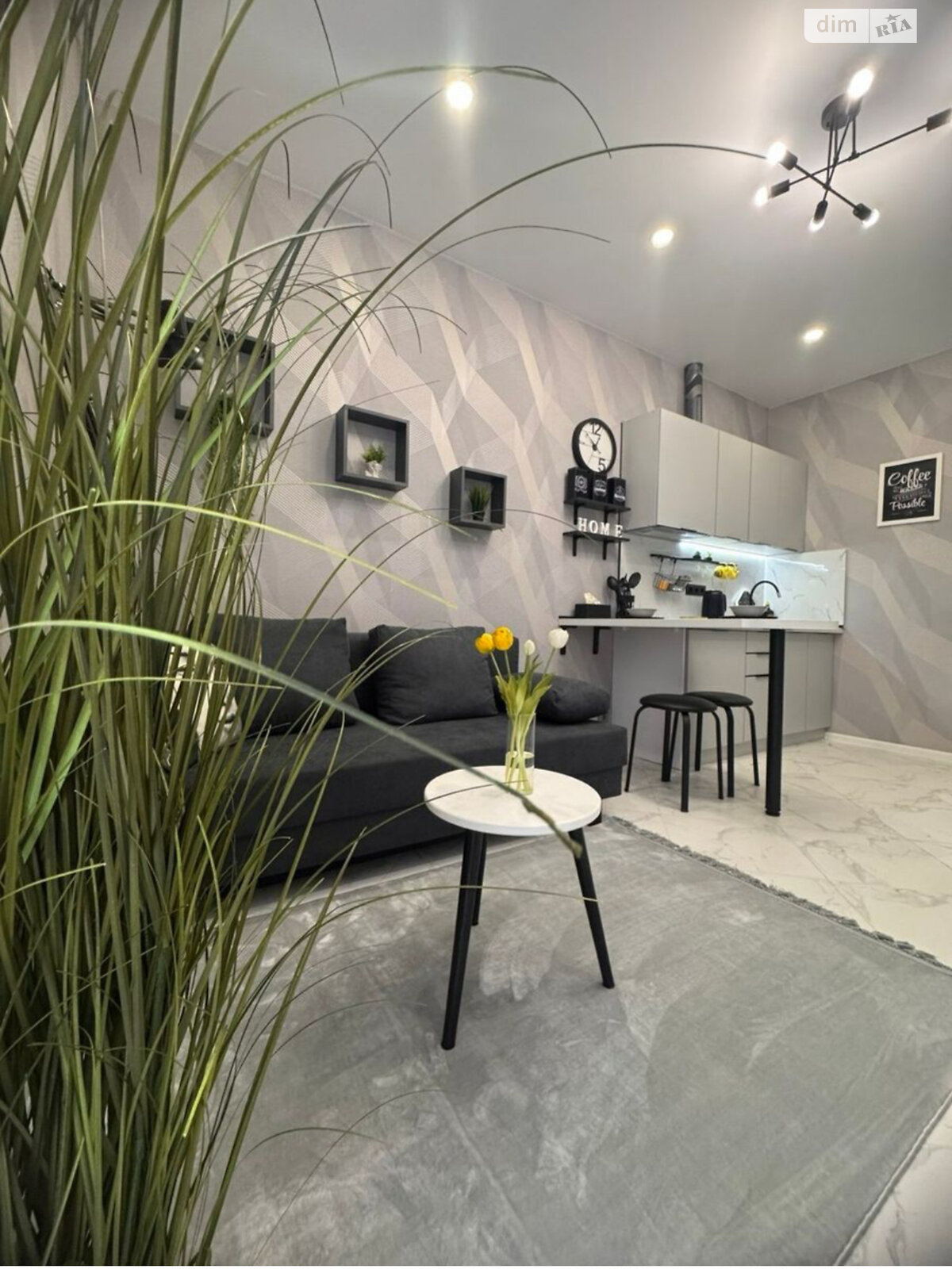 однокомнатная квартира в Одессе, район Хаджибейский, на ул. Боровского Николая 1/17 корпус 3 в аренду на короткий срок посуточно фото 1 однокомнатная квартира в Одессе, район Хаджибейский, на ул. Боровского Николая 1/17 корпус 3 в аренду на короткий срок посуточно фото 1