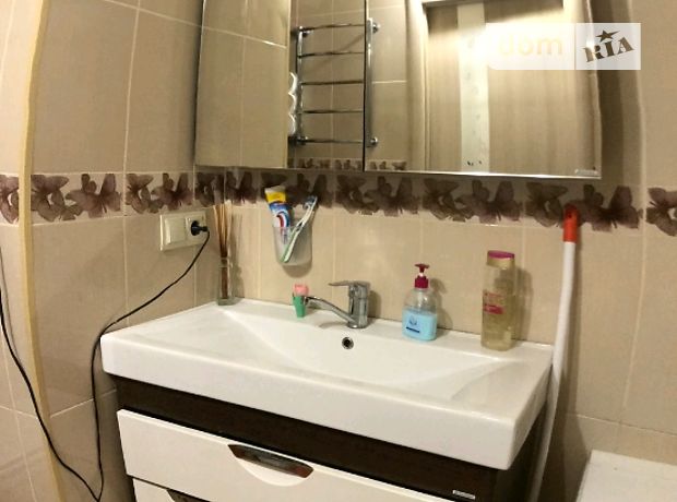 двухкомнатная квартира в Одессе, район Киевский, в аренду на короткий срок посуточно фото 1 двухкомнатная квартира в Одессе, район Киевский, в аренду на короткий срок посуточно фото 1