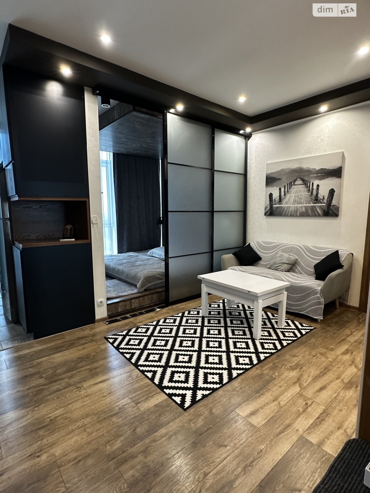 двухкомнатная квартира в Одессе, район Молдаванка, на ул. Болгарская 87А в аренду на короткий срок посуточно фото 1 двухкомнатная квартира в Одессе, район Молдаванка, на ул. Болгарская 87А в аренду на короткий срок посуточно фото 1